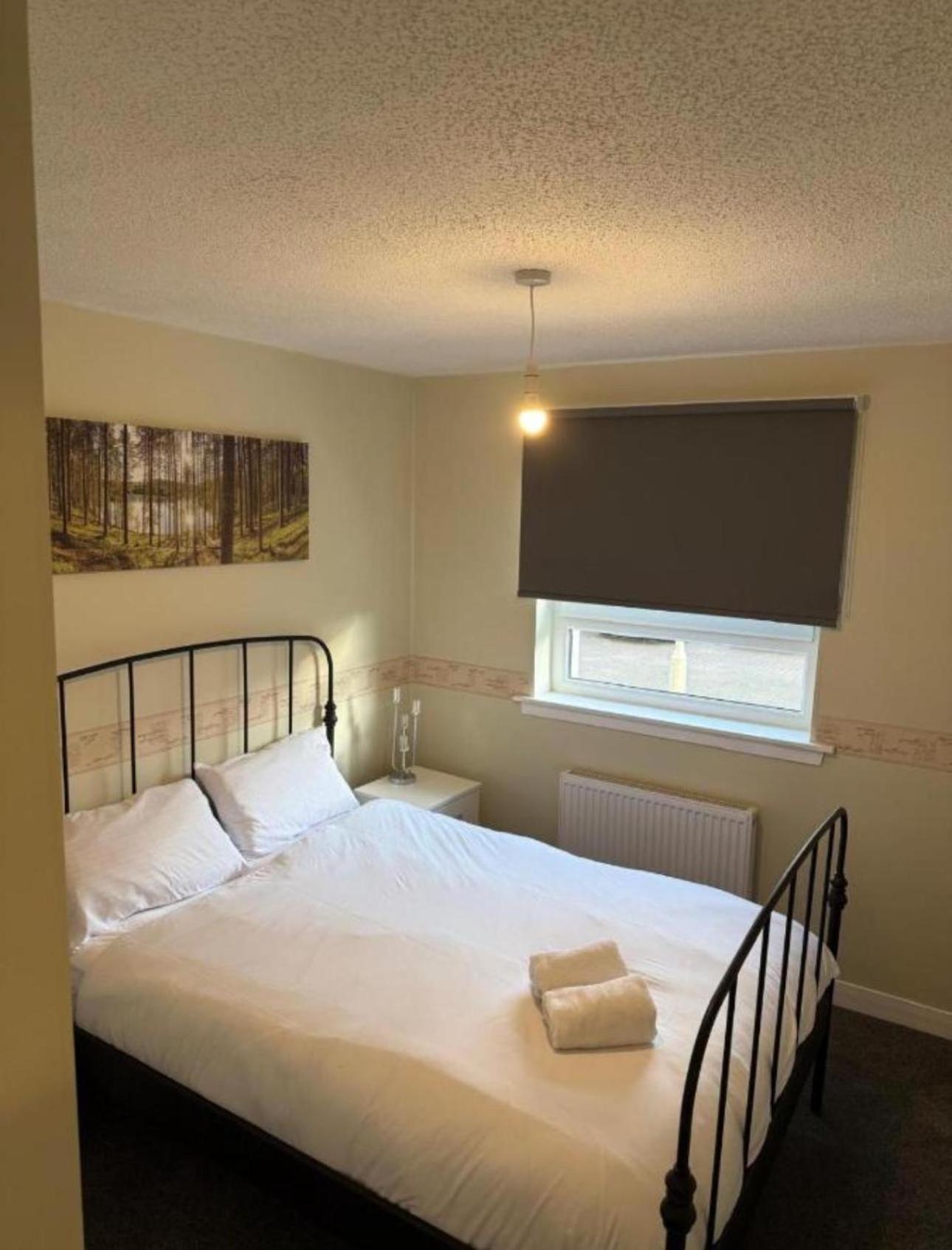 Room 4 minutes from Luton Airport