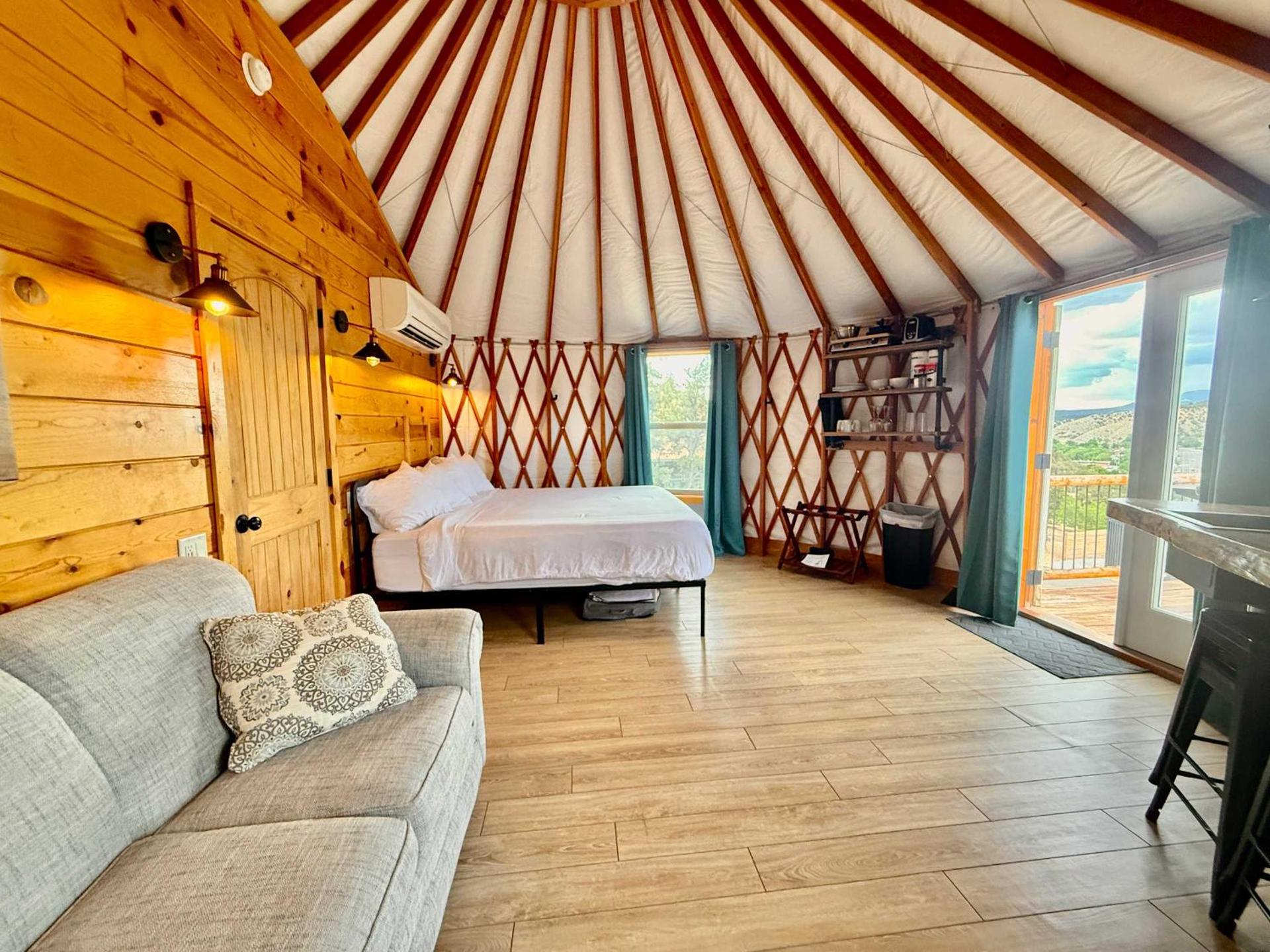Yurt Overlook #8 with AC and Private Bath King Suite