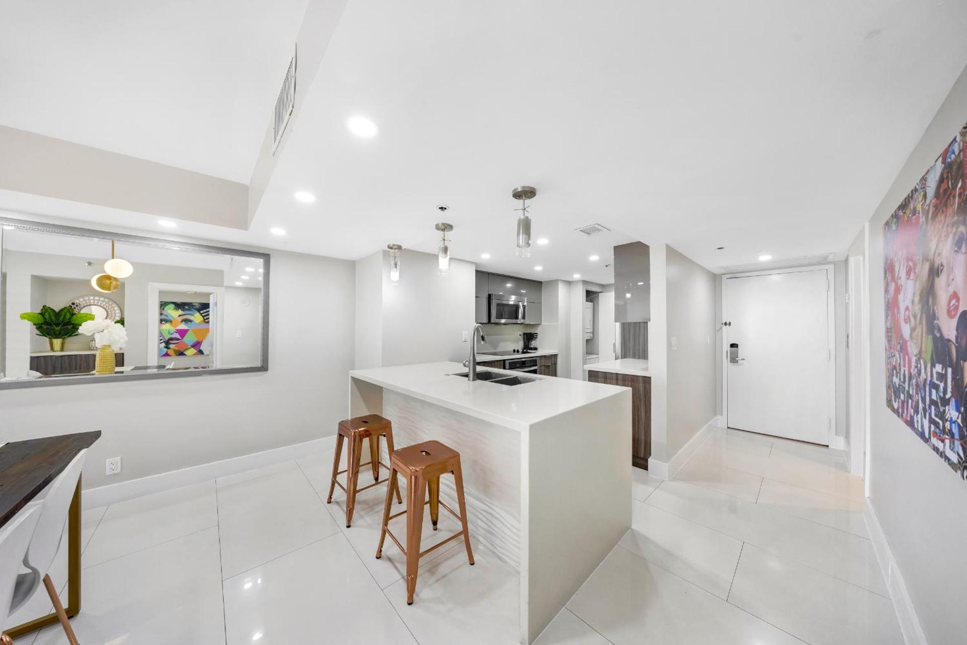 Kitchen or kitchenette