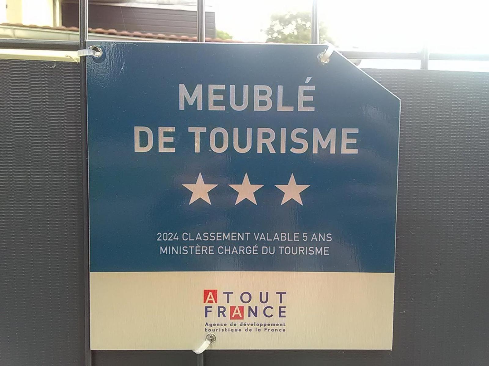 Logo/Certificate/Sign