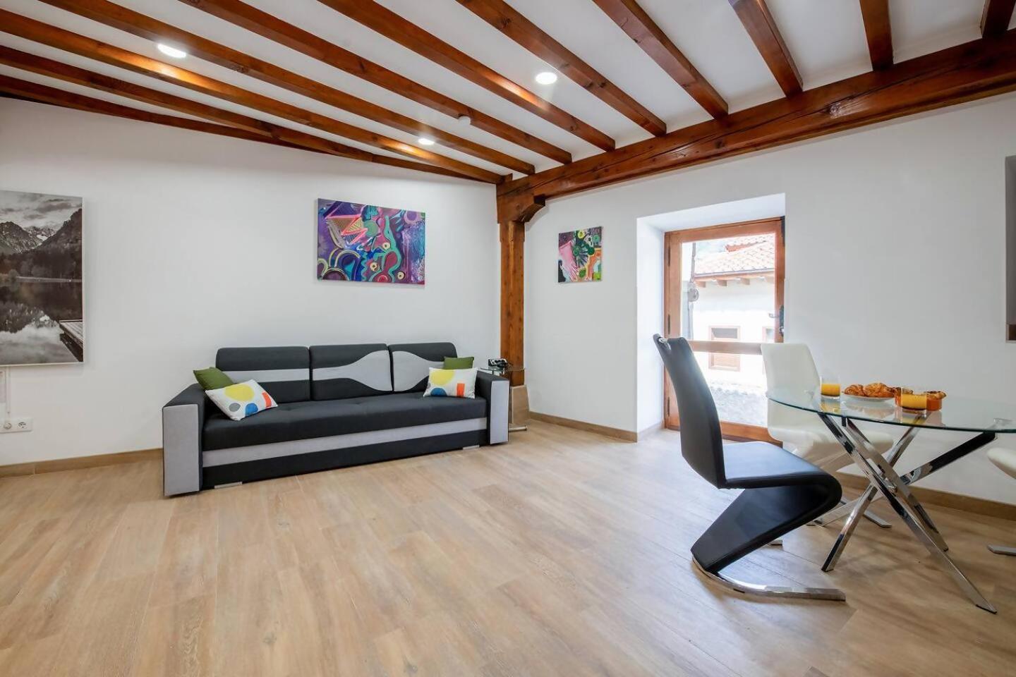 Miravilla 25 Potes 1