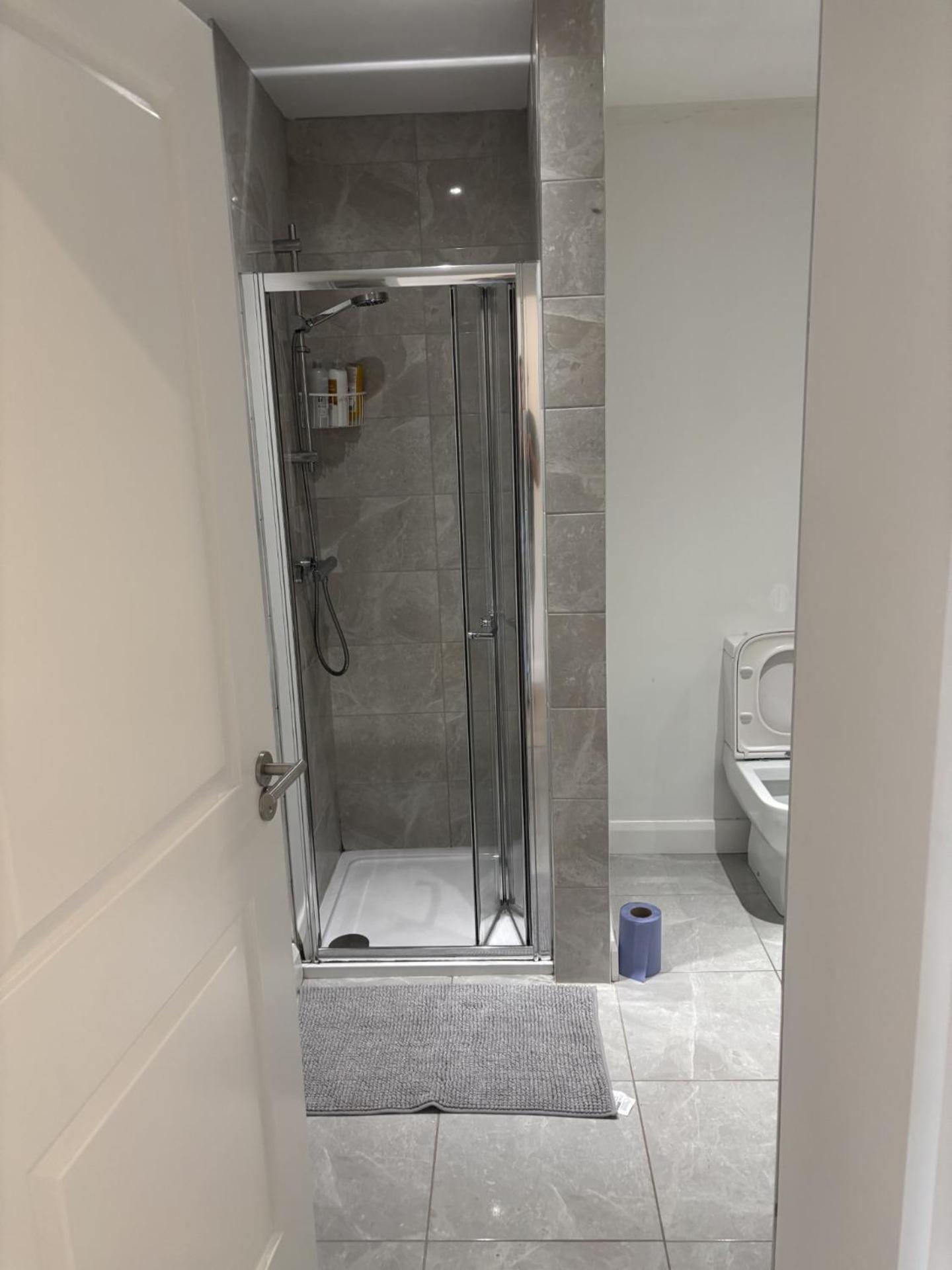 QUEENs STAYS BELFAST 1 bedroom apartment