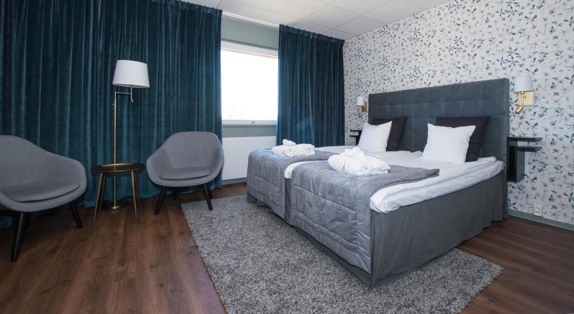 Photo of the whole room