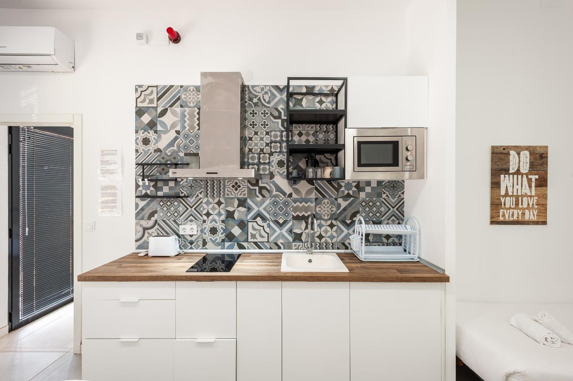 Kitchen or kitchenette