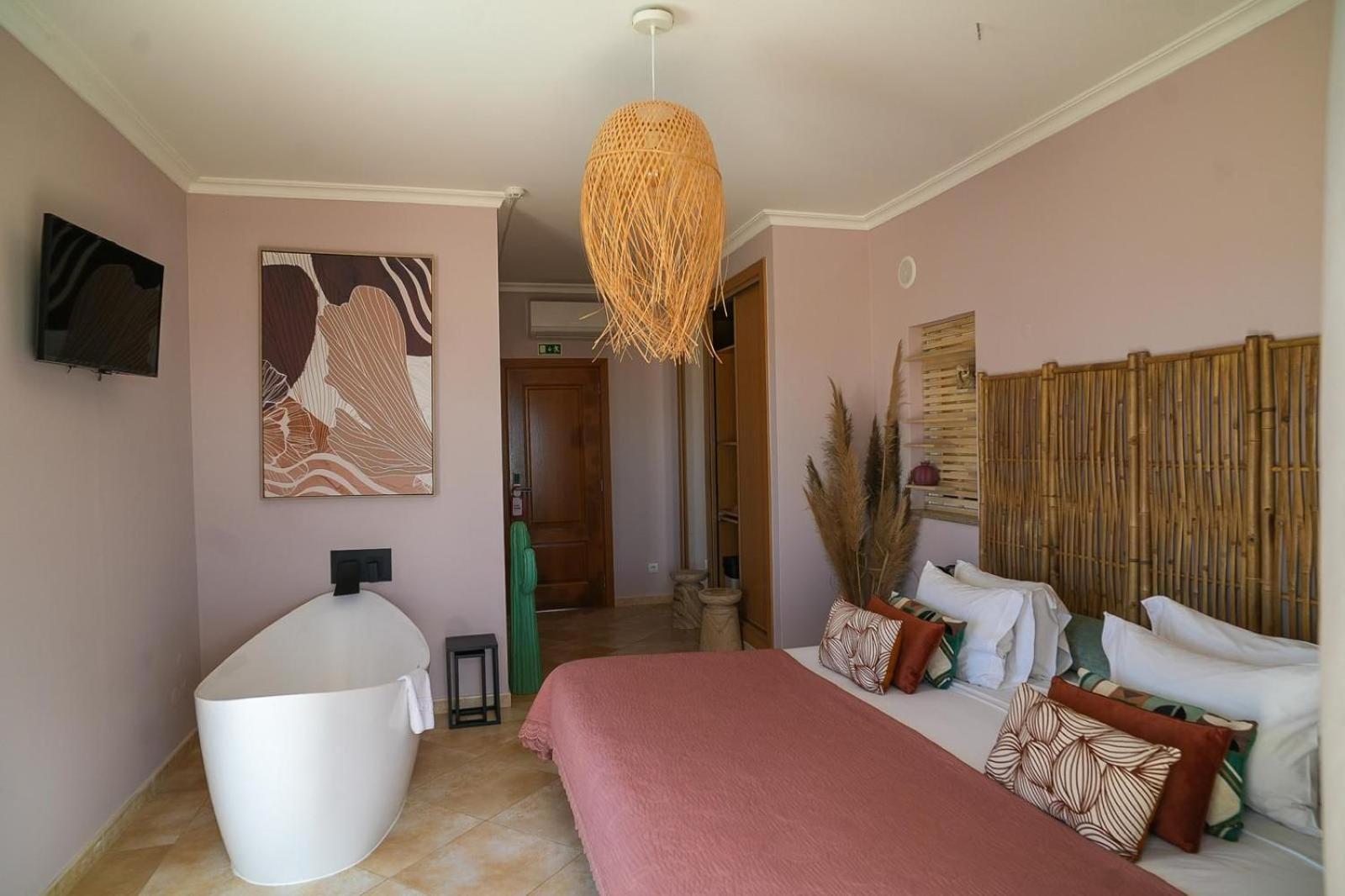 Arrifana Destination Suites