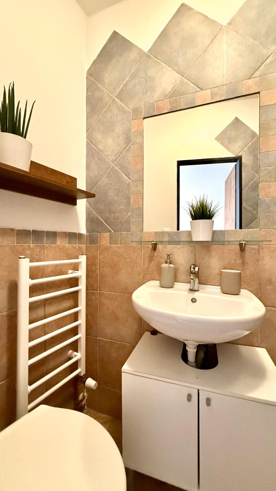 Penzion a Vinoteka Hrozen