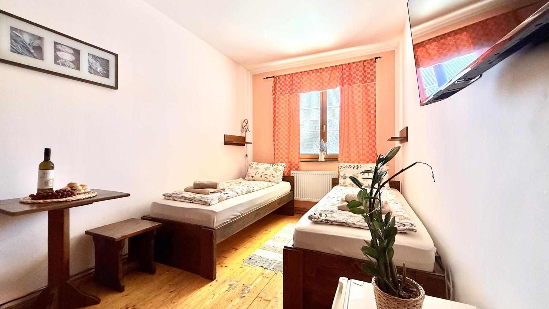 Penzion a Vinoteka Hrozen