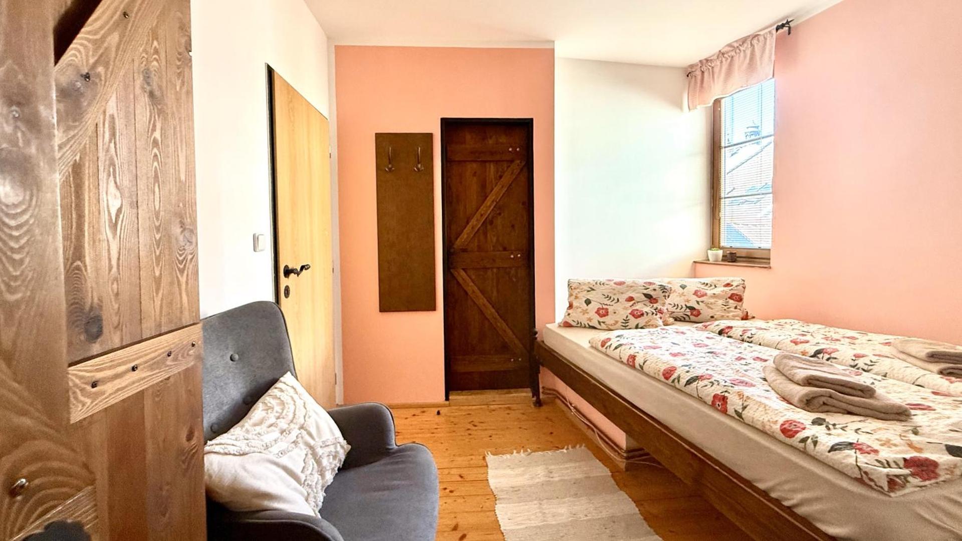 Penzion a Vinoteka Hrozen