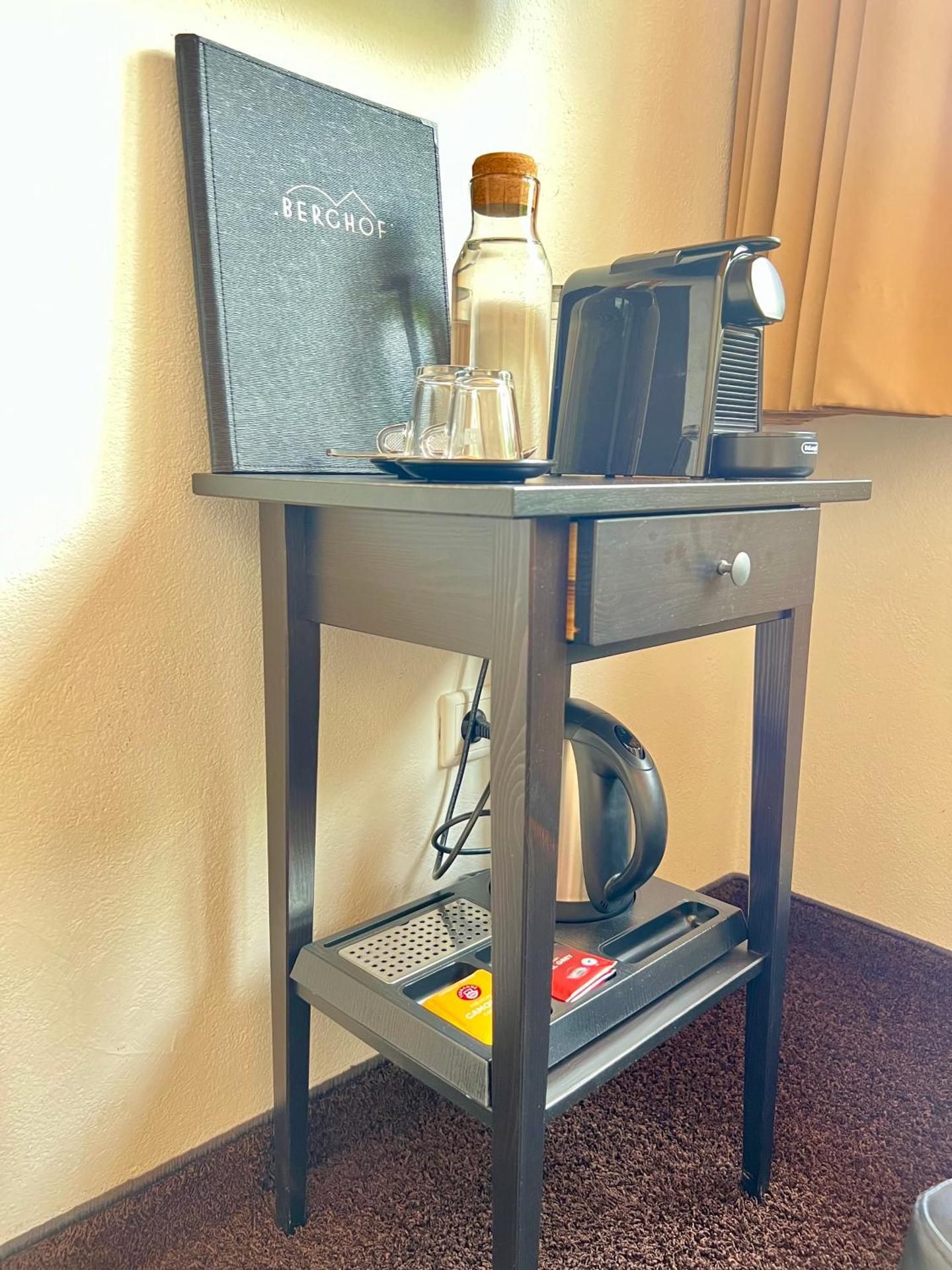 Coffee/tea facilities