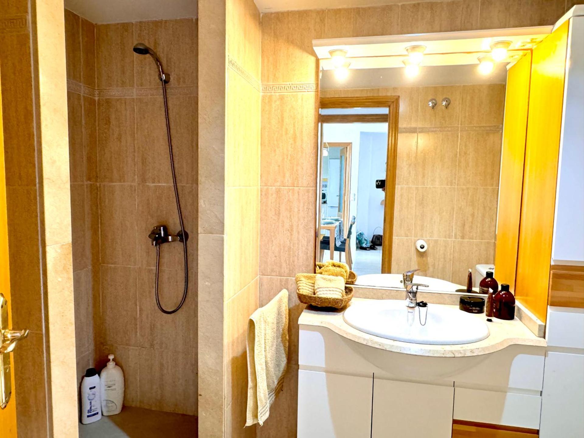 .Apartamento 1a linea de playa + piscina + parking DAIMUS