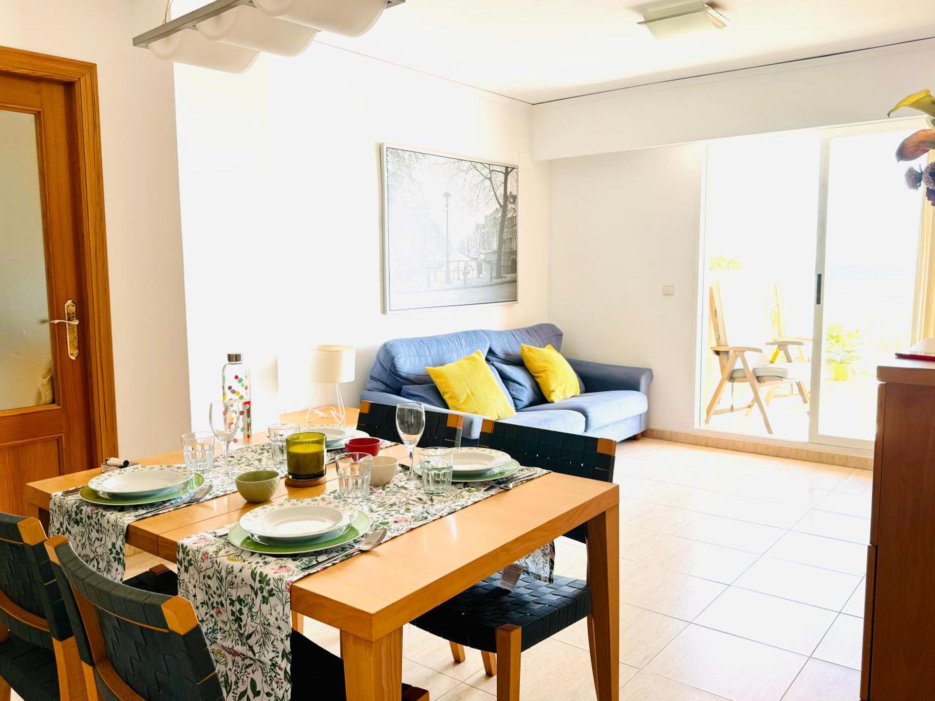 .Apartamento 1a linea de playa + piscina + parking DAIMUS