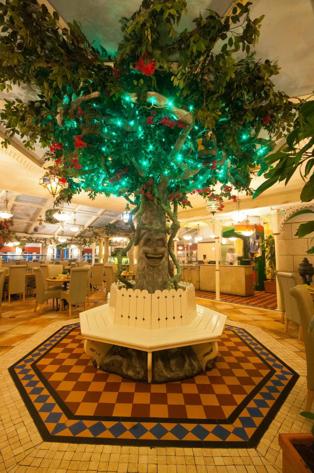 Restaurant/places to eat