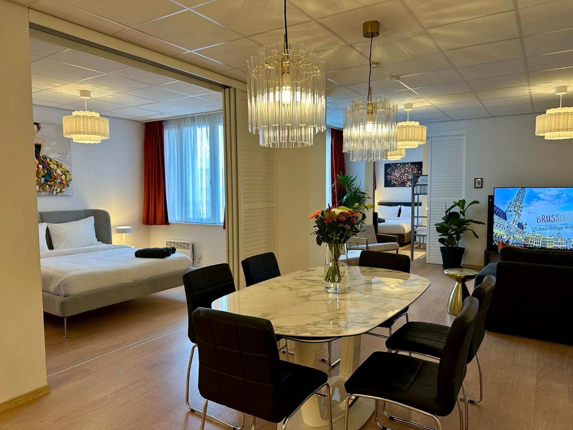Grand Place - Prime Location 2 Bedroom Apartment