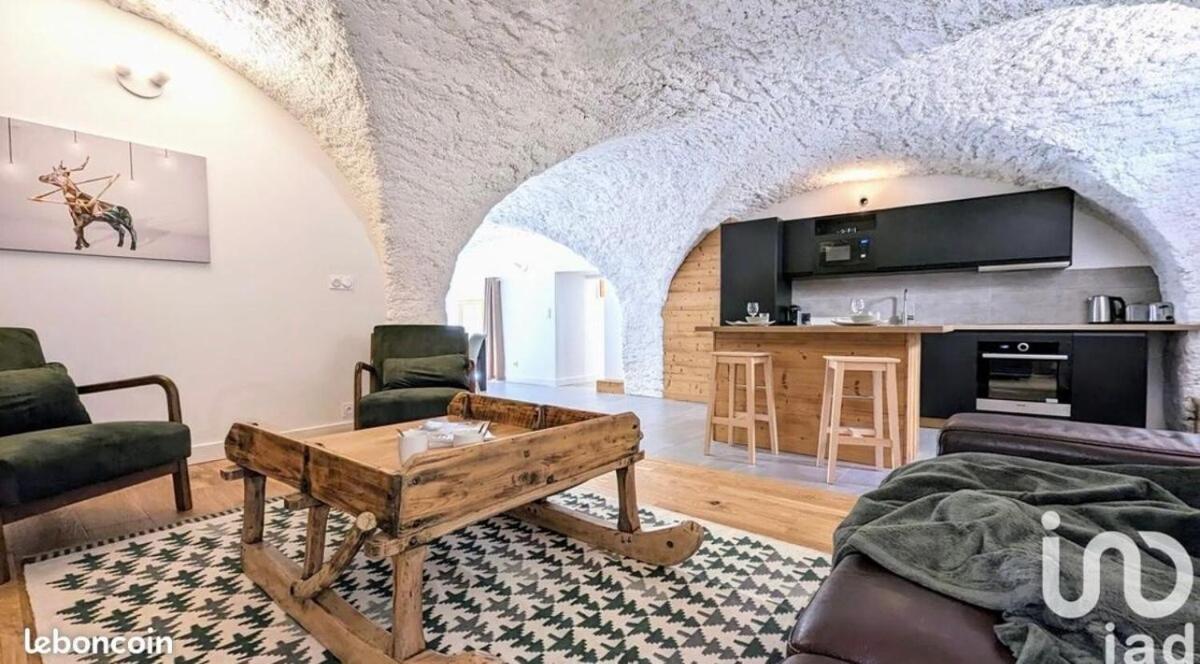 La Fontaine de l'Alpe d'Huez Gite And Spa