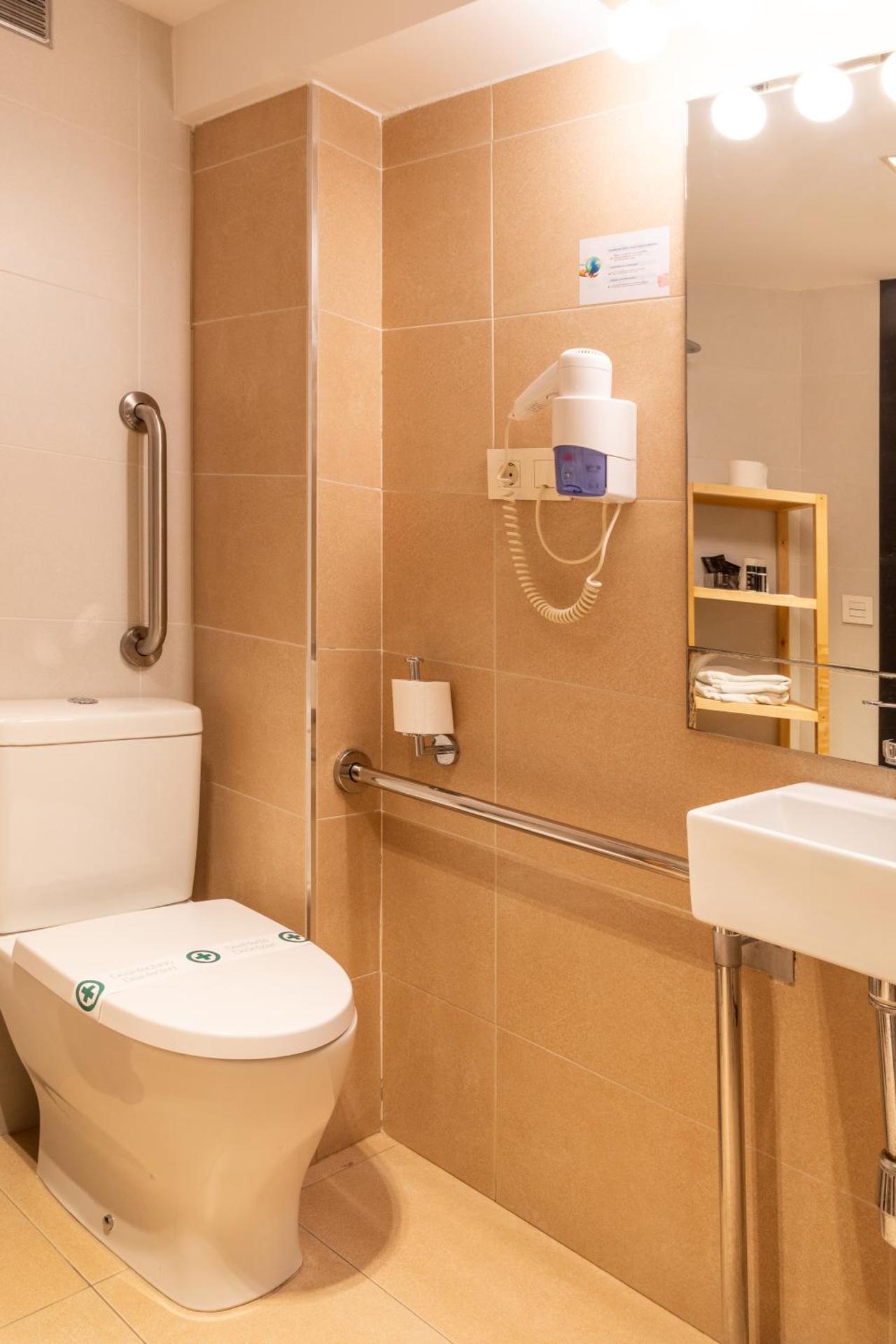 Junior Suite - Disability Access