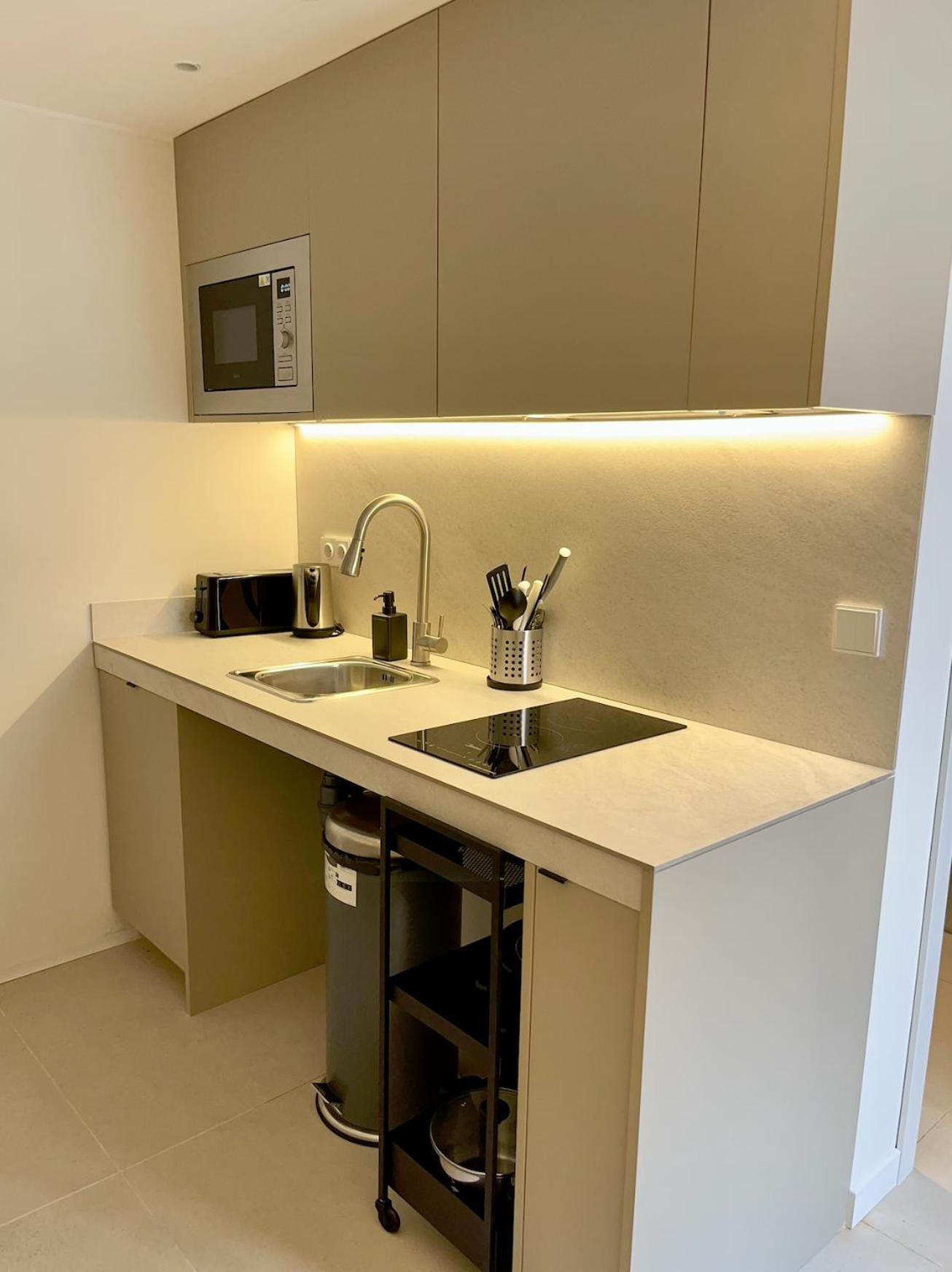 Kitchen or kitchenette