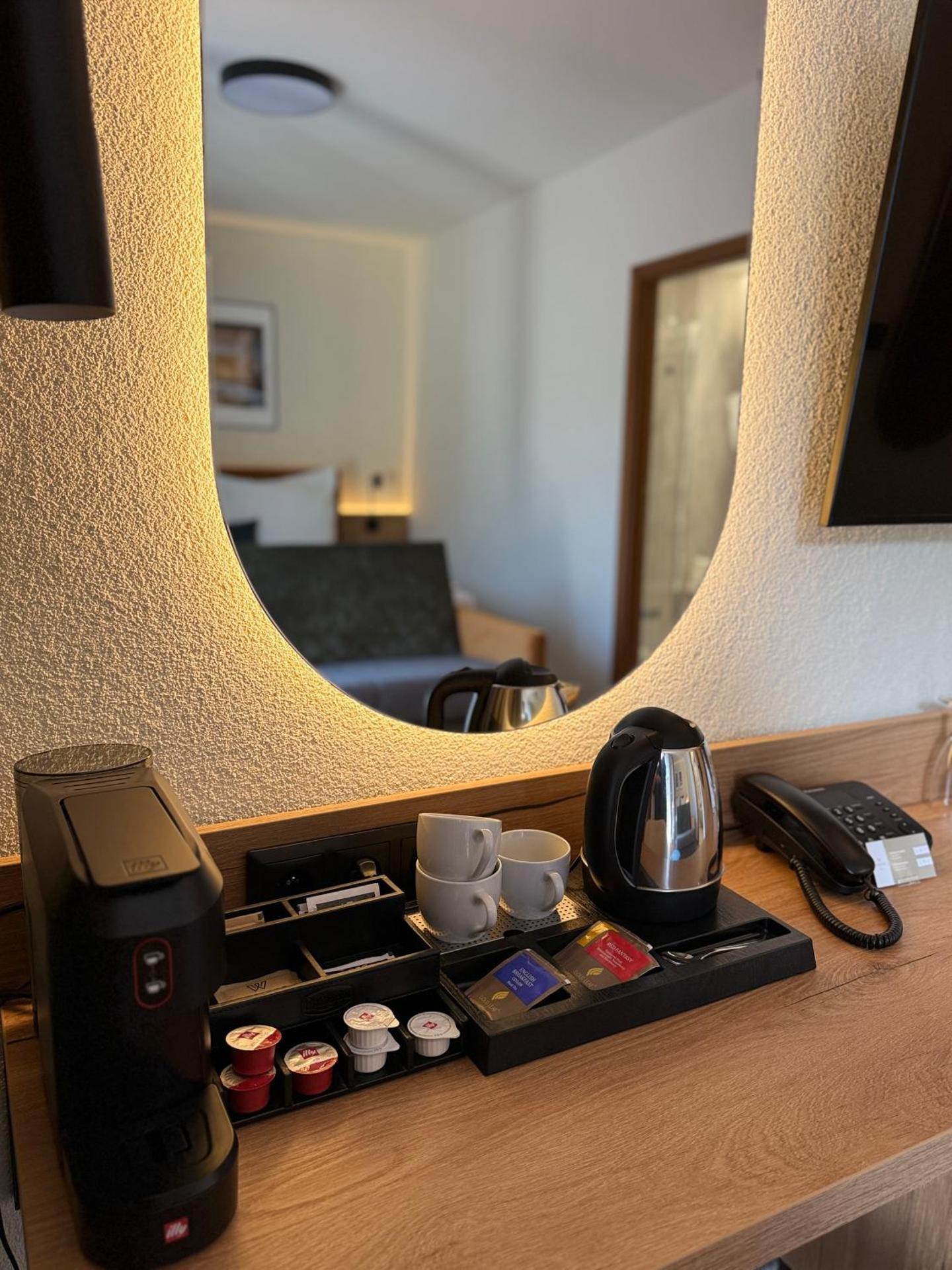 Coffee/tea facilities