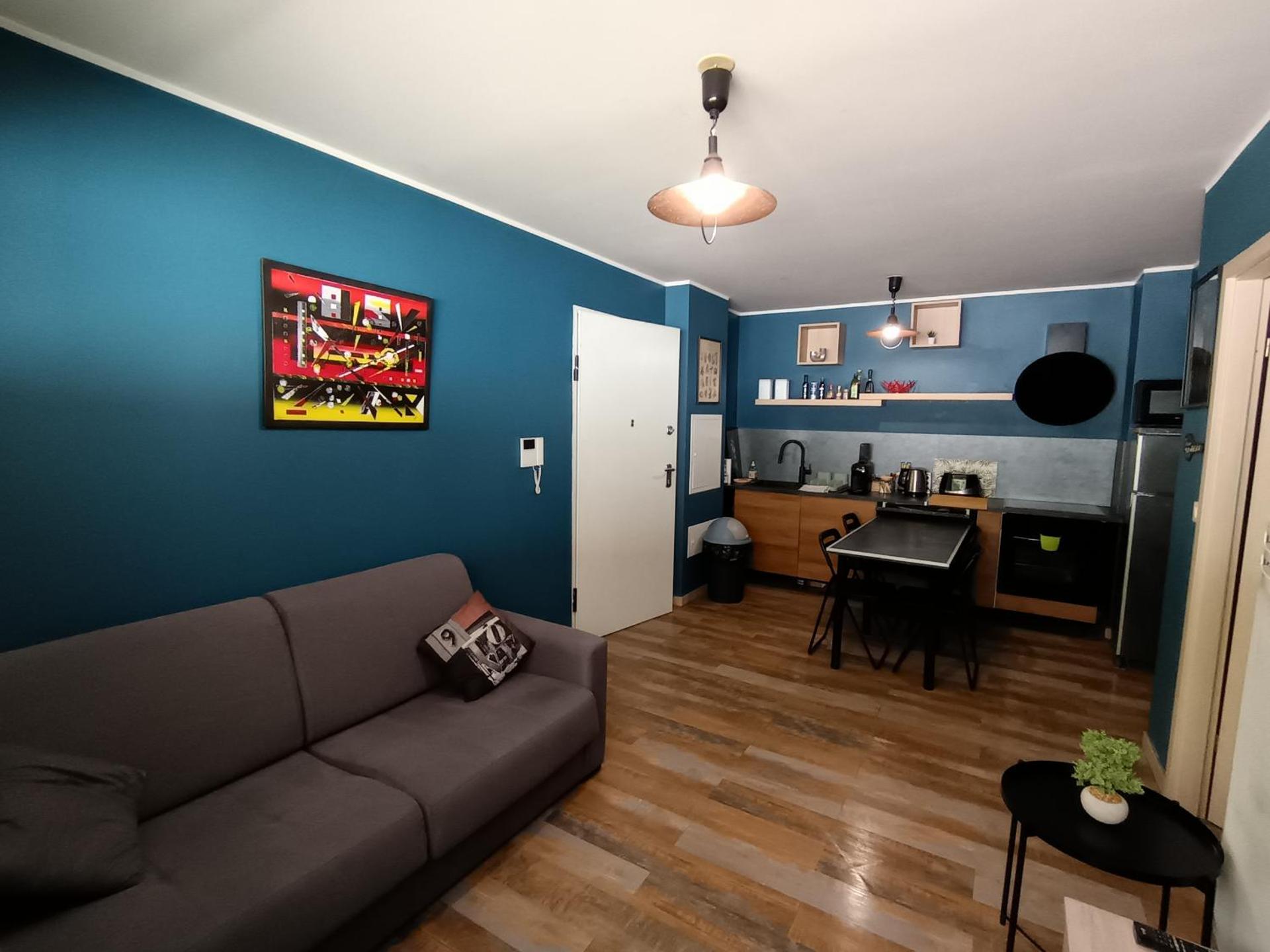 Jolie appartement avec piscine et parking privé Menton