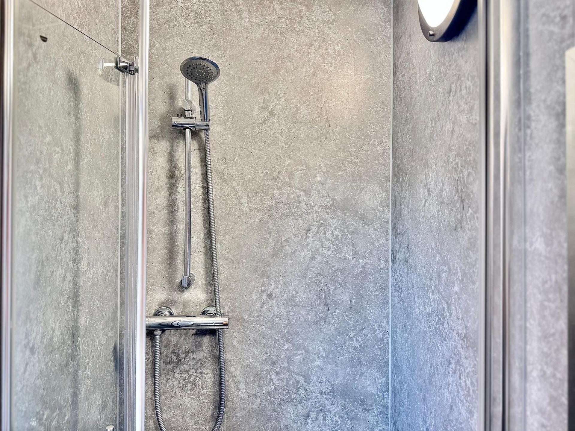 The Prestige Suite - London