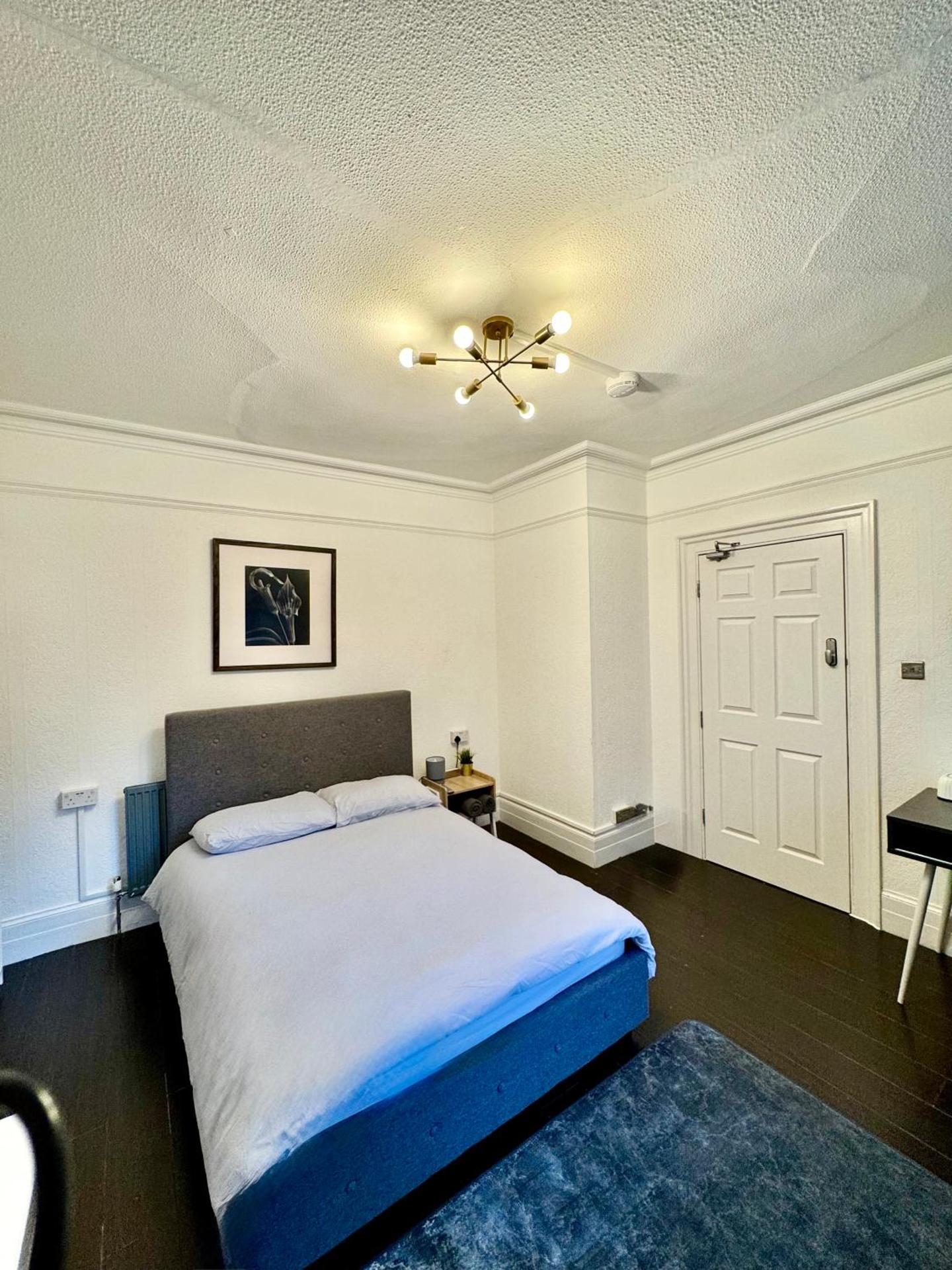 The Prestige Suite - London