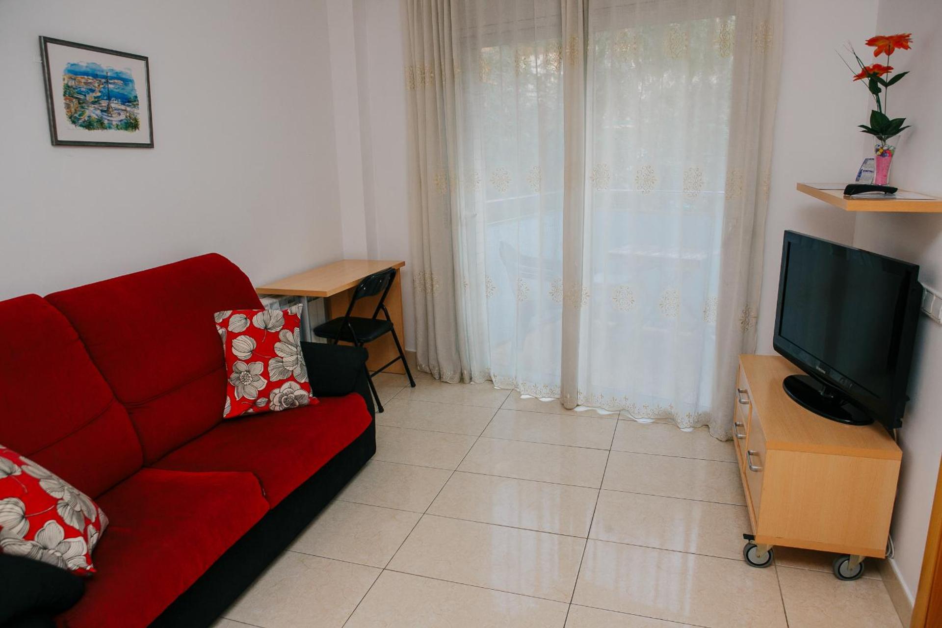 Communal lounge/ TV room