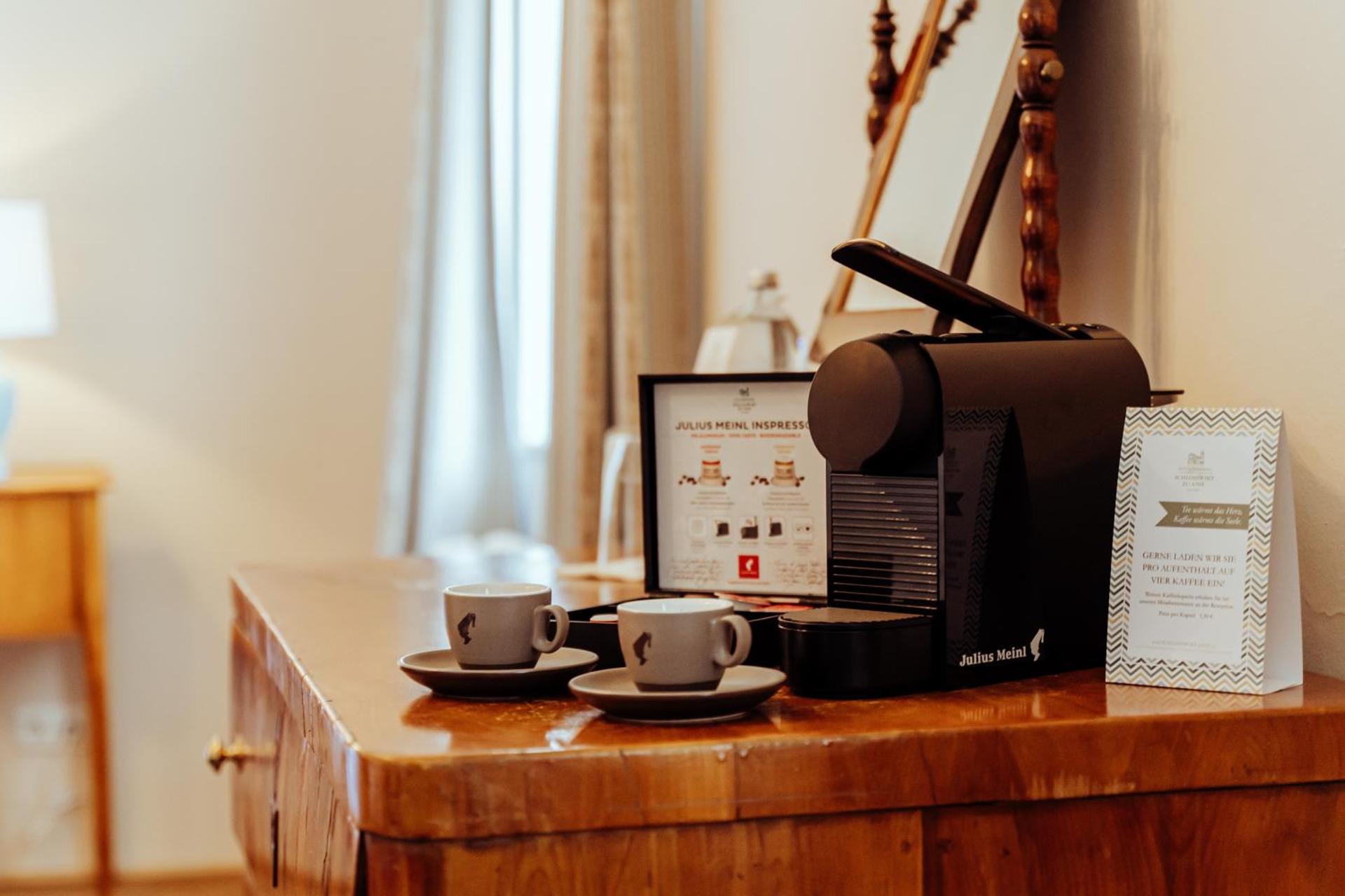 Coffee/tea facilities