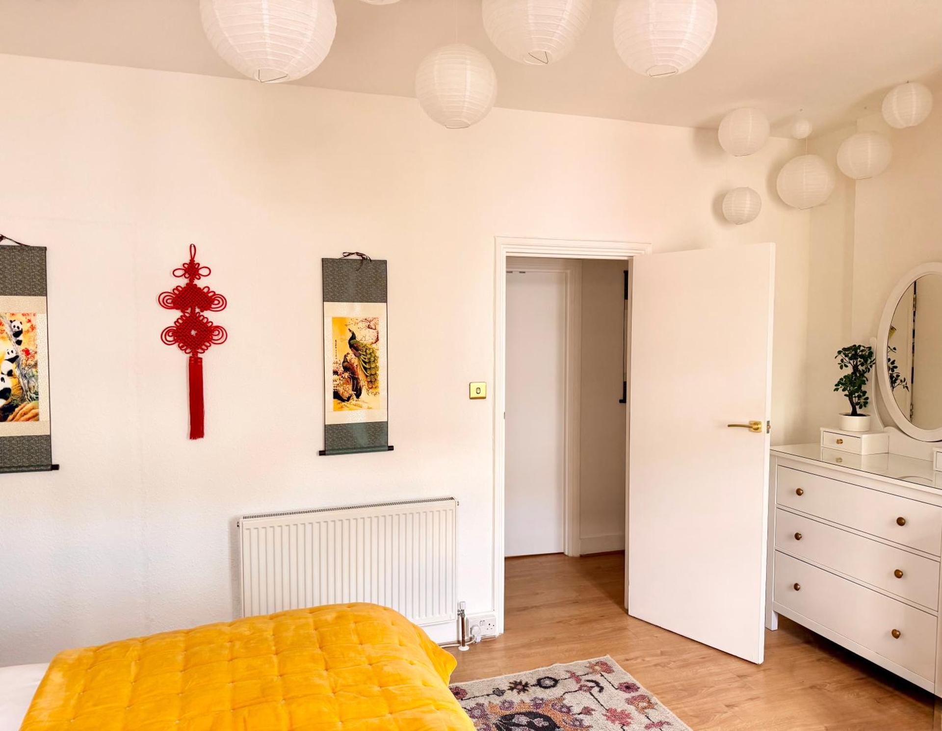 Candy Cafe Apartment