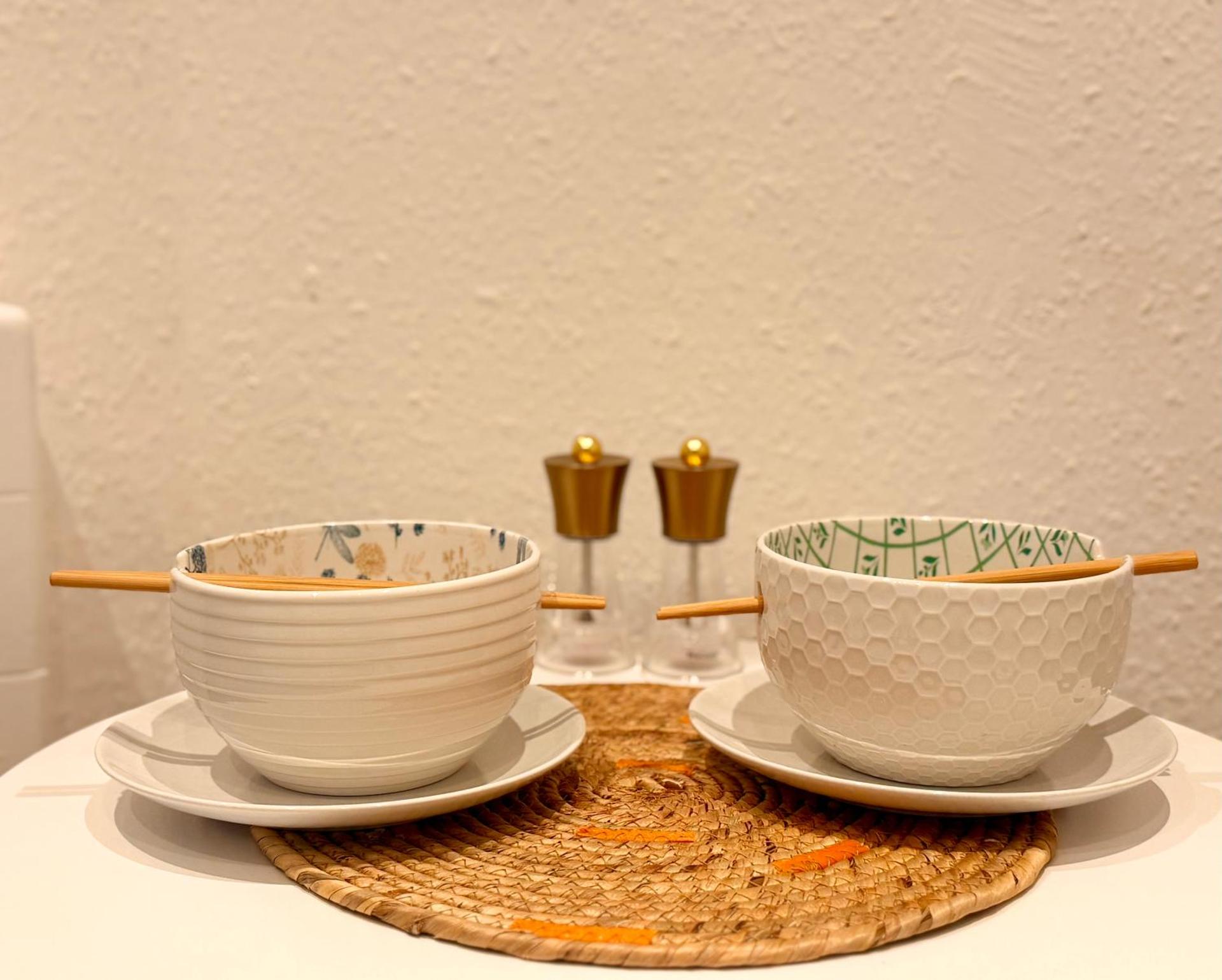 Candy Cafe Apartment