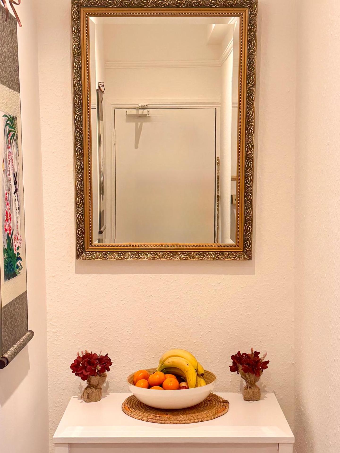 Candy Cafe Apartment