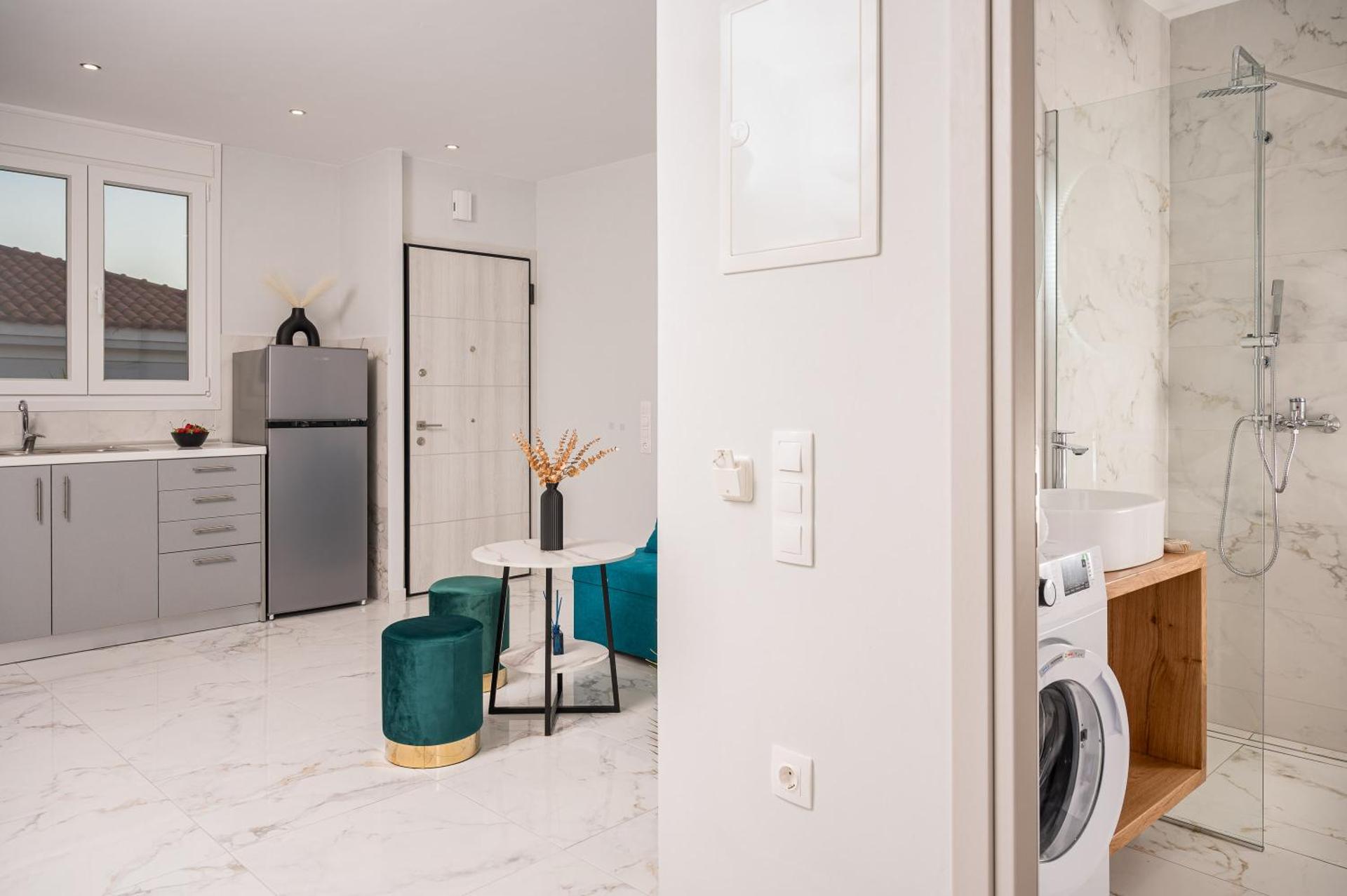 Dioni, Central Luxury Apartment