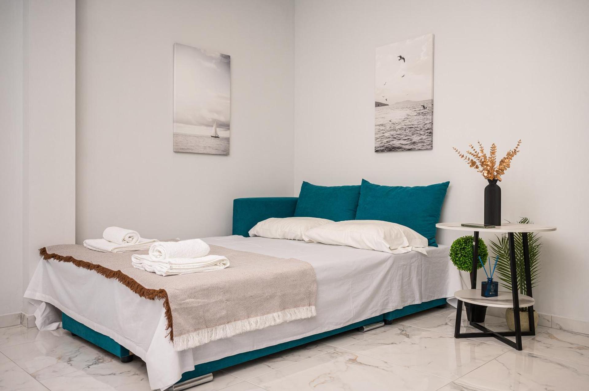 Dioni, Central Luxury Apartment