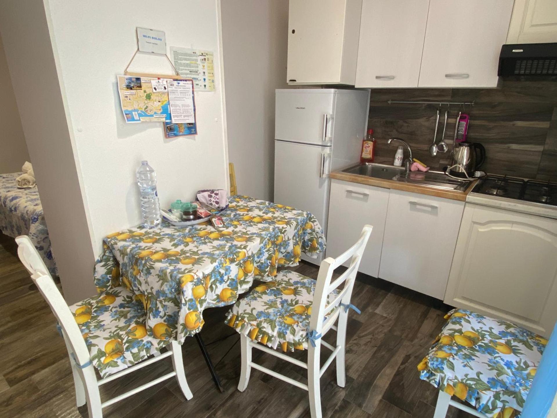 Lipari Centro Storico 5 mins from port Casa Celeste