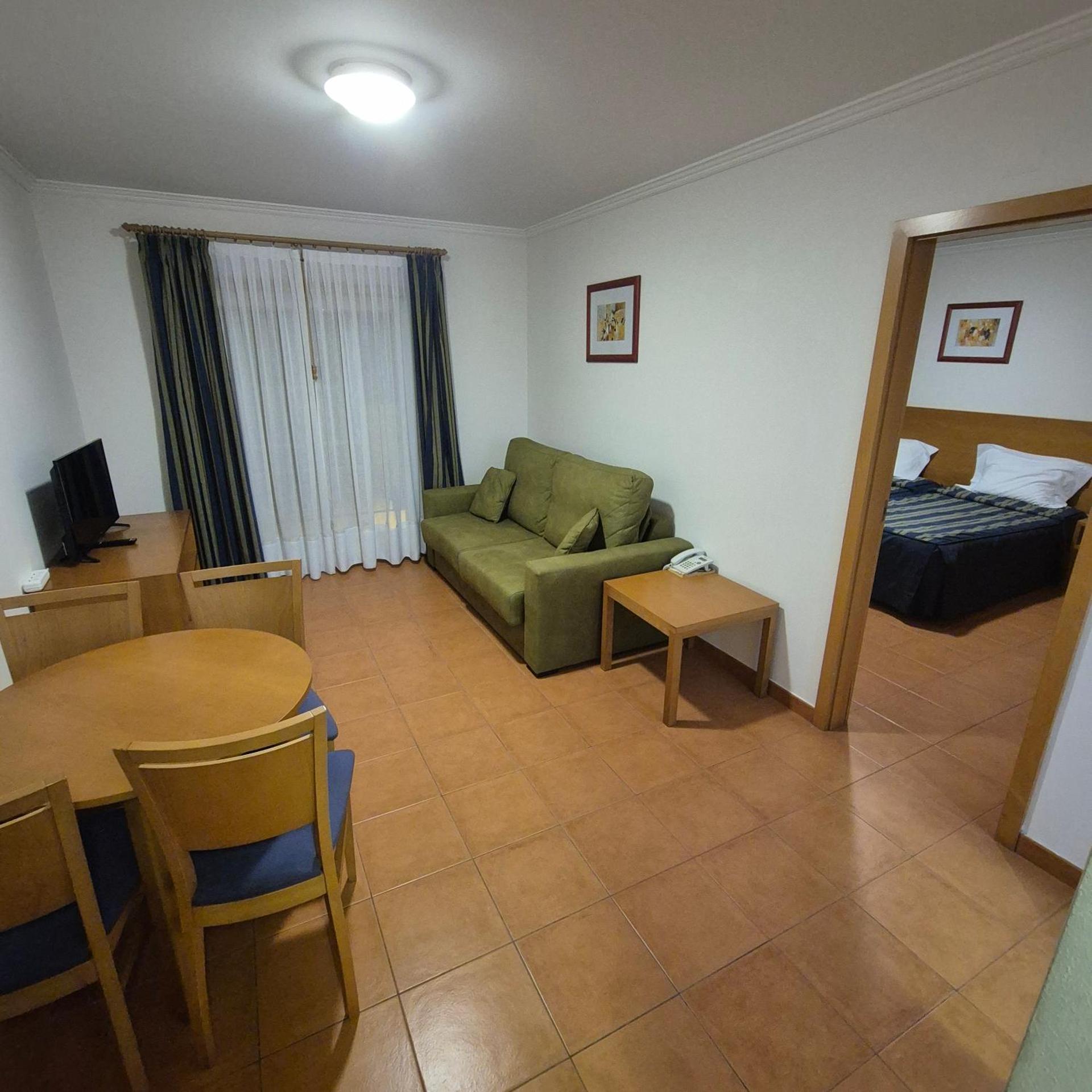 Apartamentos Turísticos Vila Praia