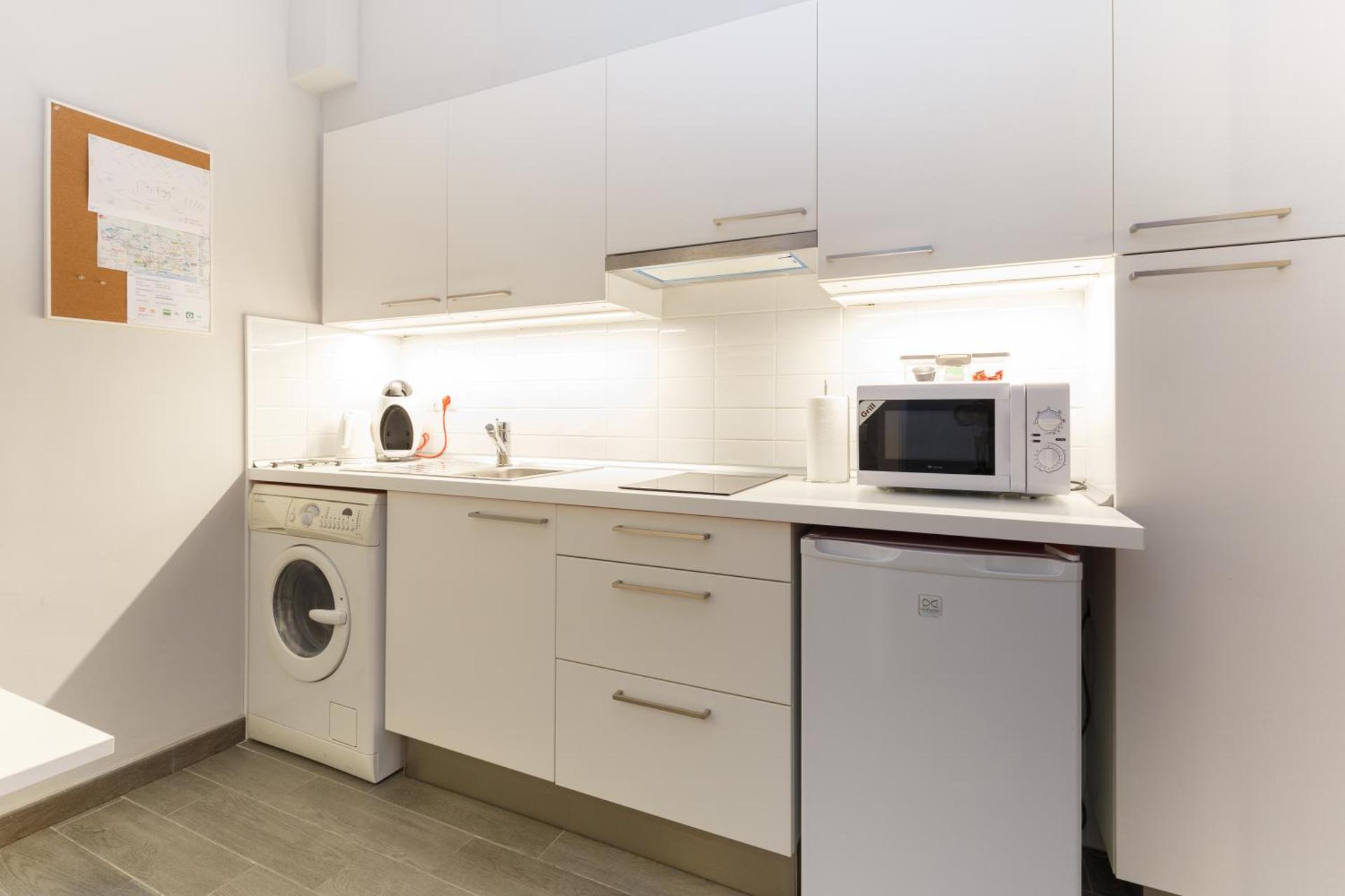 Kitchen or kitchenette