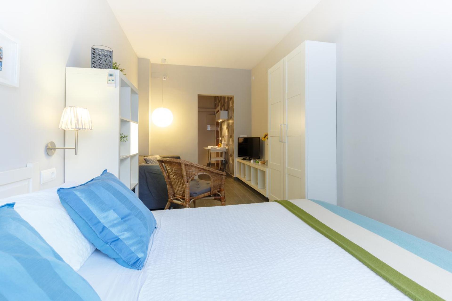 Photo of the whole room