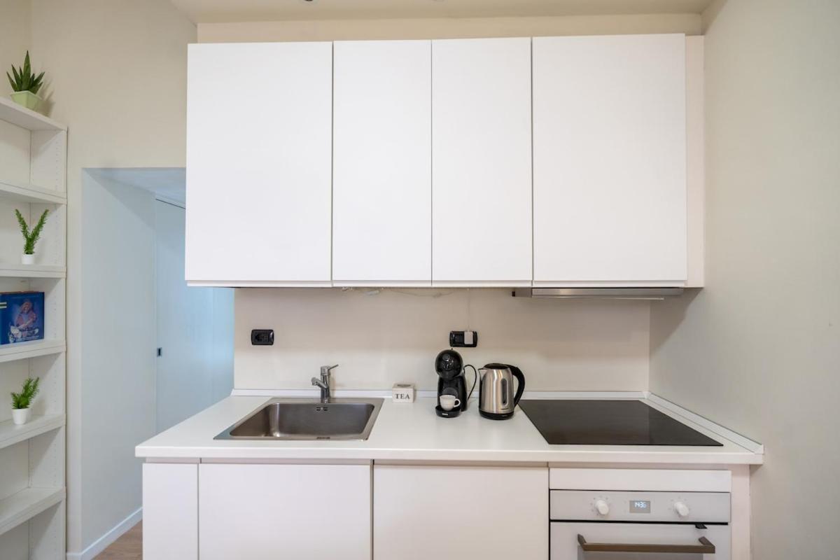 A 400m dalla metro con WiFi più parcheggio privato bici