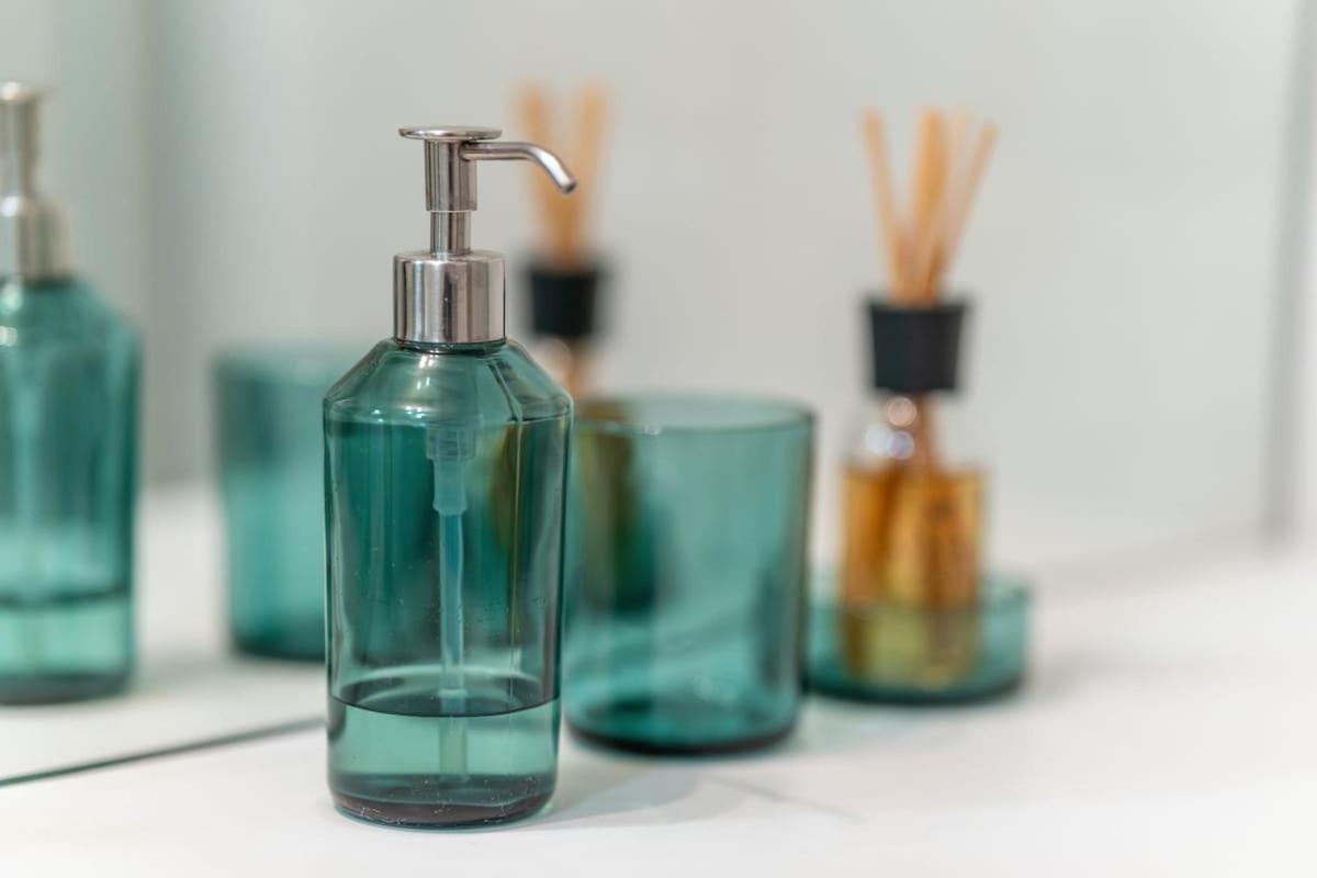 A 400m dalla metro con WiFi più parcheggio privato bici