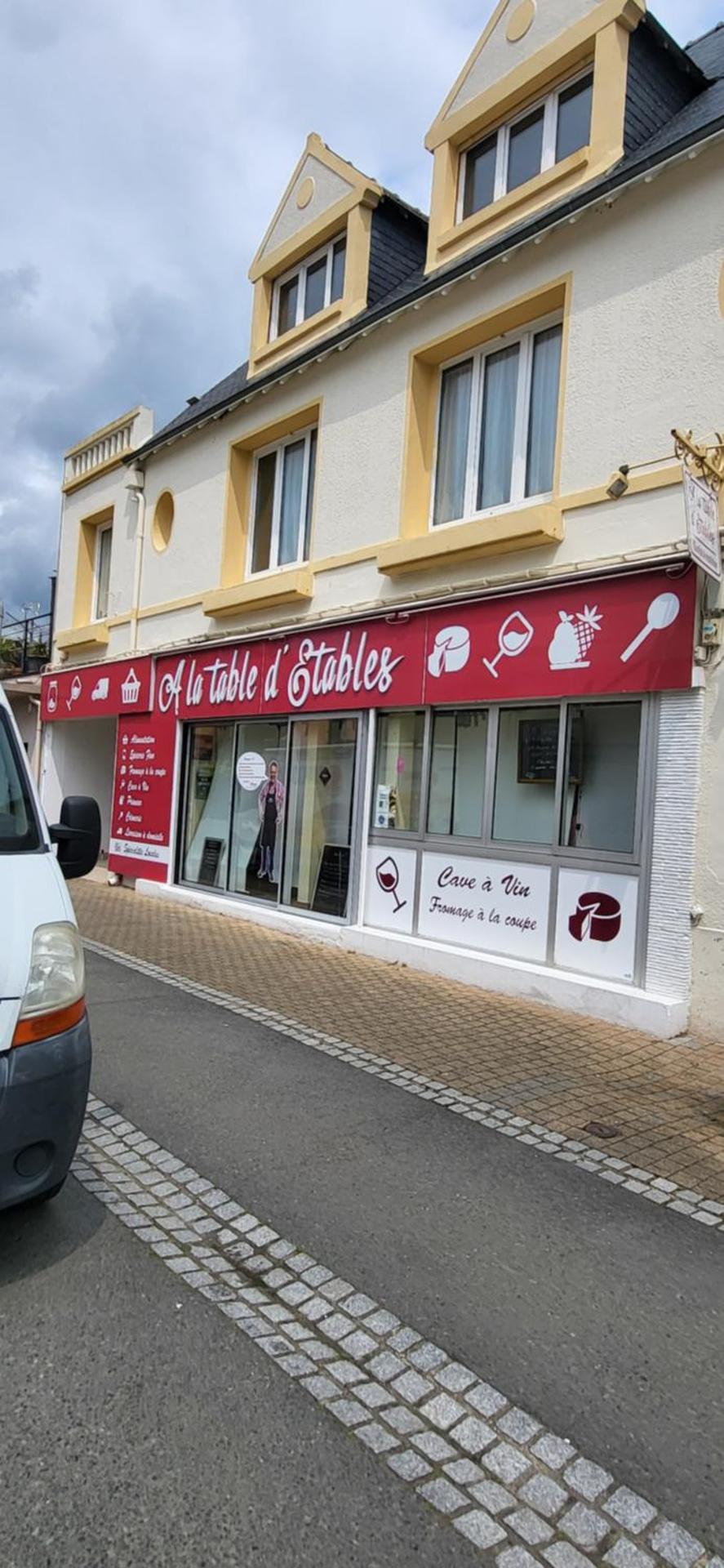 Studio les pieds dans l'eau