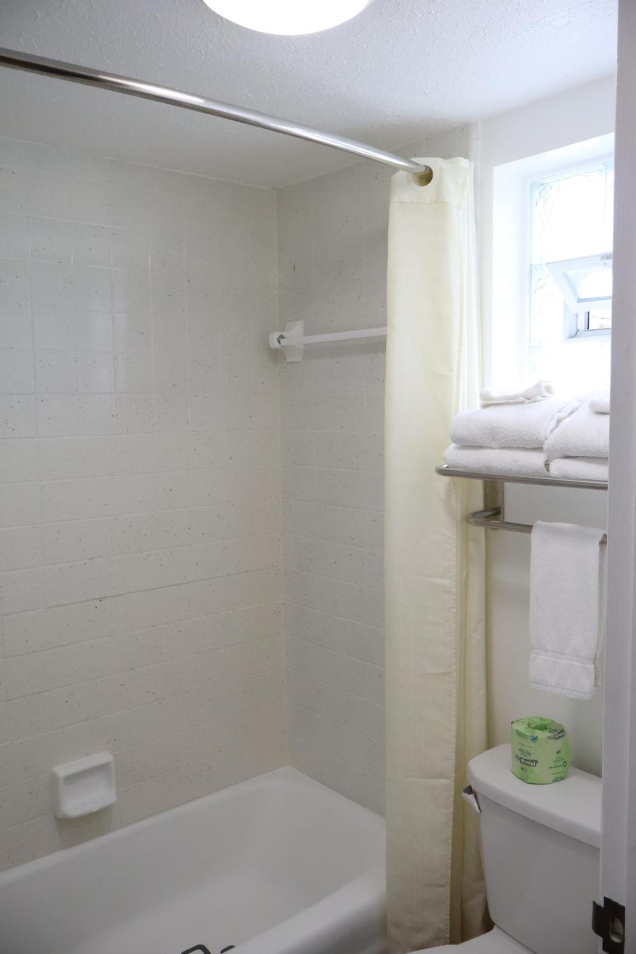 Economy Inn Historic District