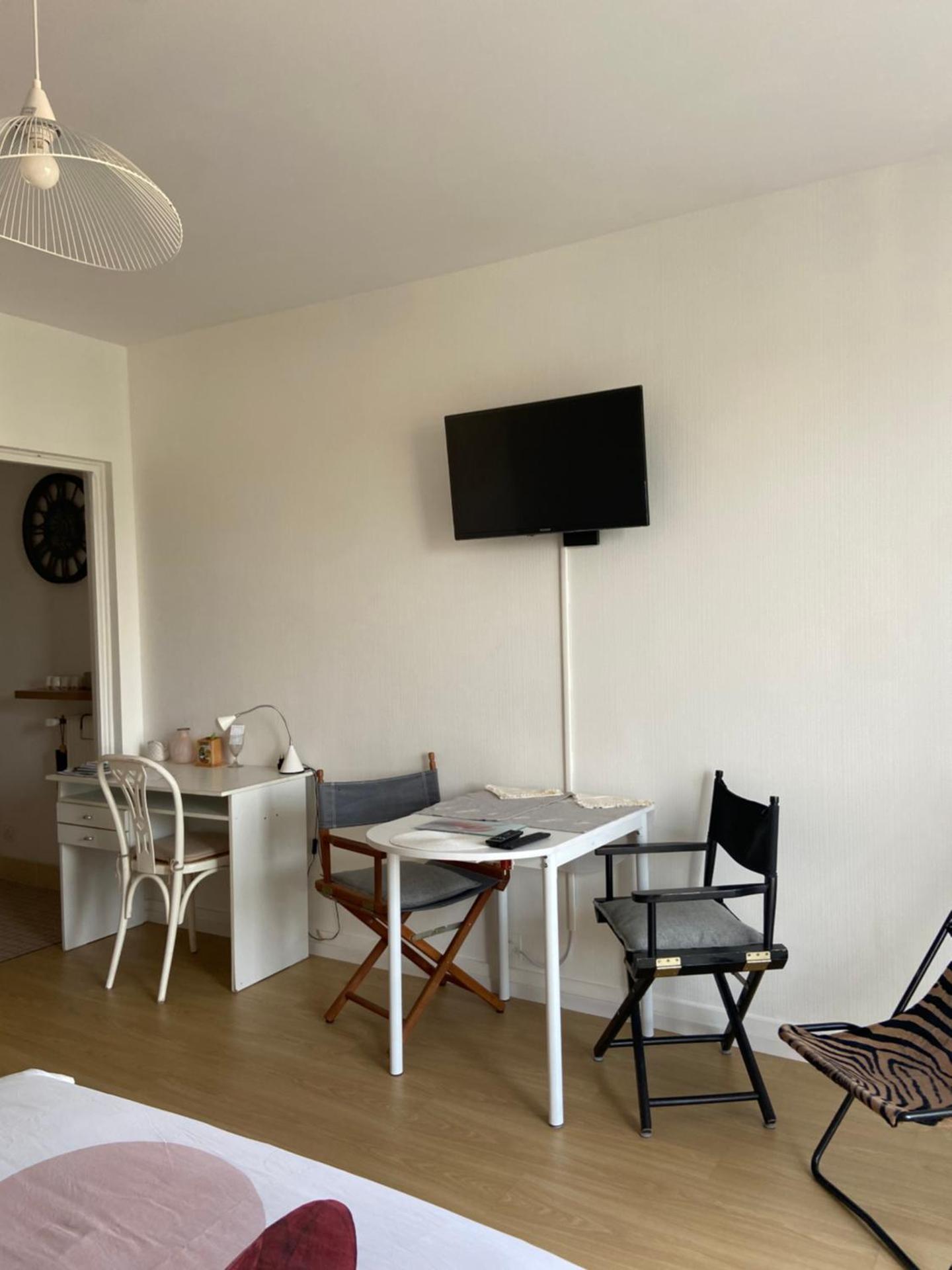 Joli studio avec balcon