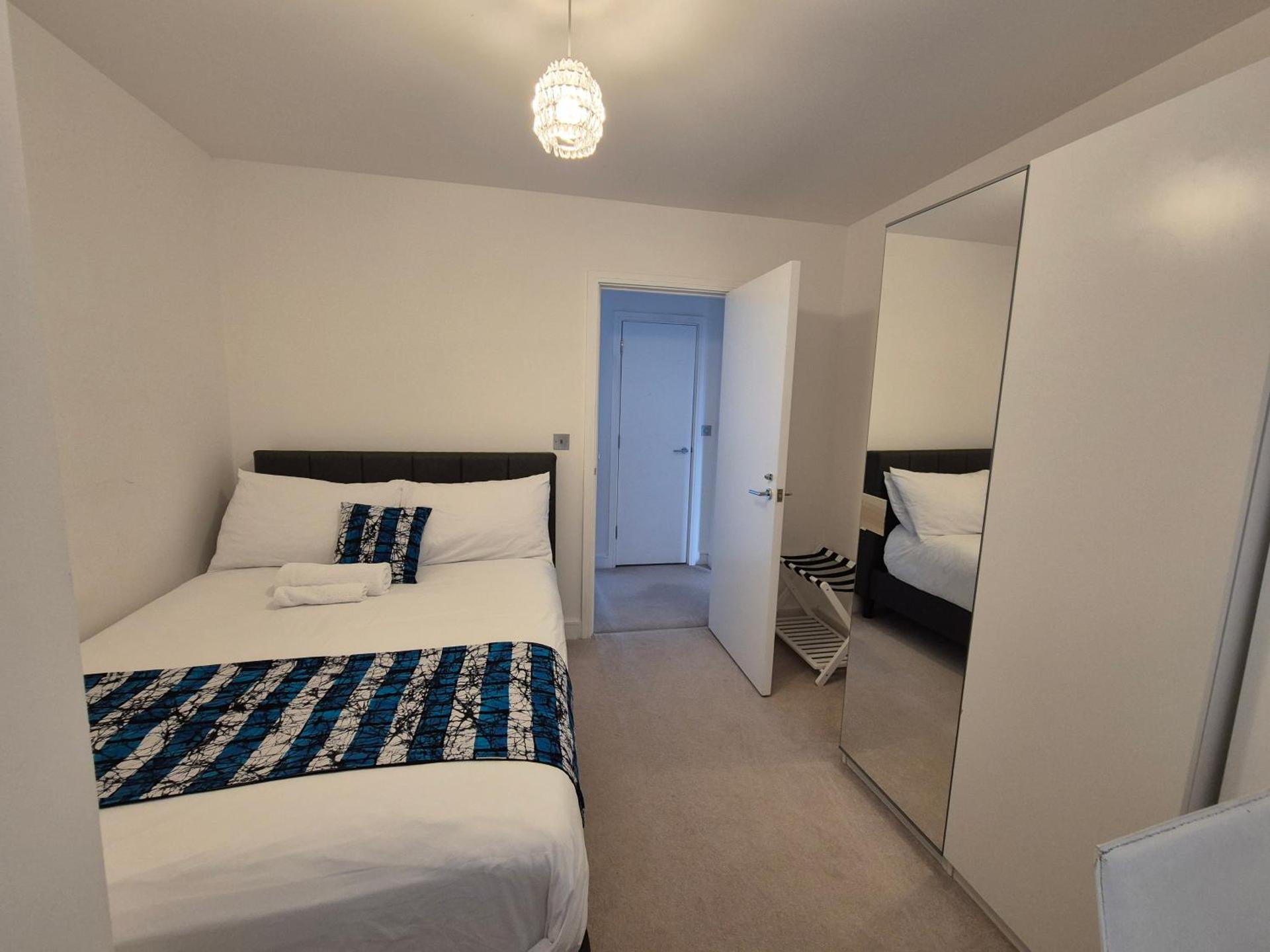 Double Room in a shared 4 bedroom family home in Broomfield