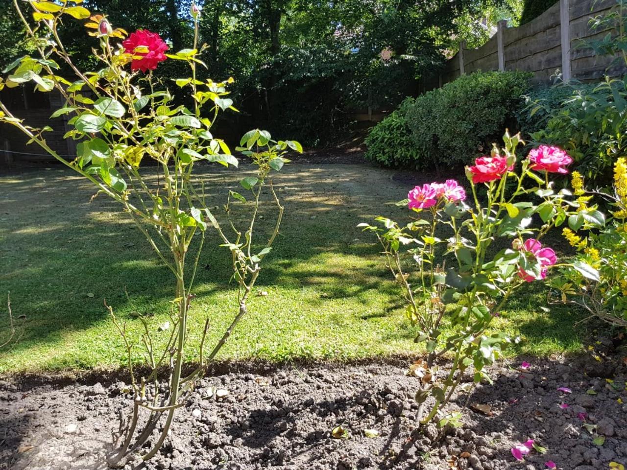 4 bed detached house near Manchester Airport Manchester -Cheadle