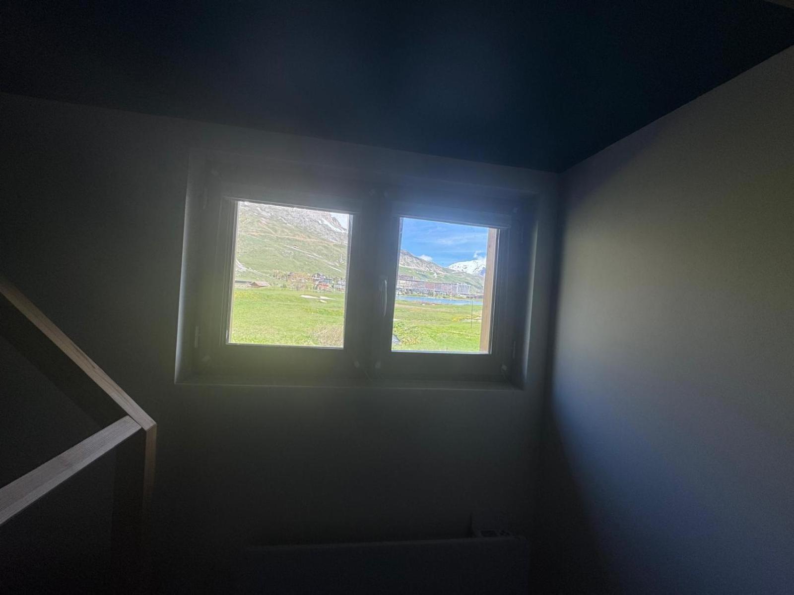 Dans Chalet aux Chartreux - T4 Duplex 100m2 traversant Vue Lac - Fibre, Golf