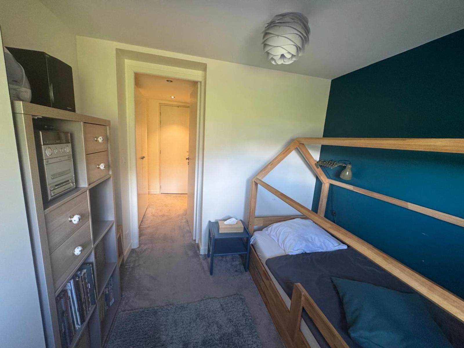 Dans Chalet aux Chartreux - T4 Duplex 100m2 traversant Vue Lac - Fibre, Golf