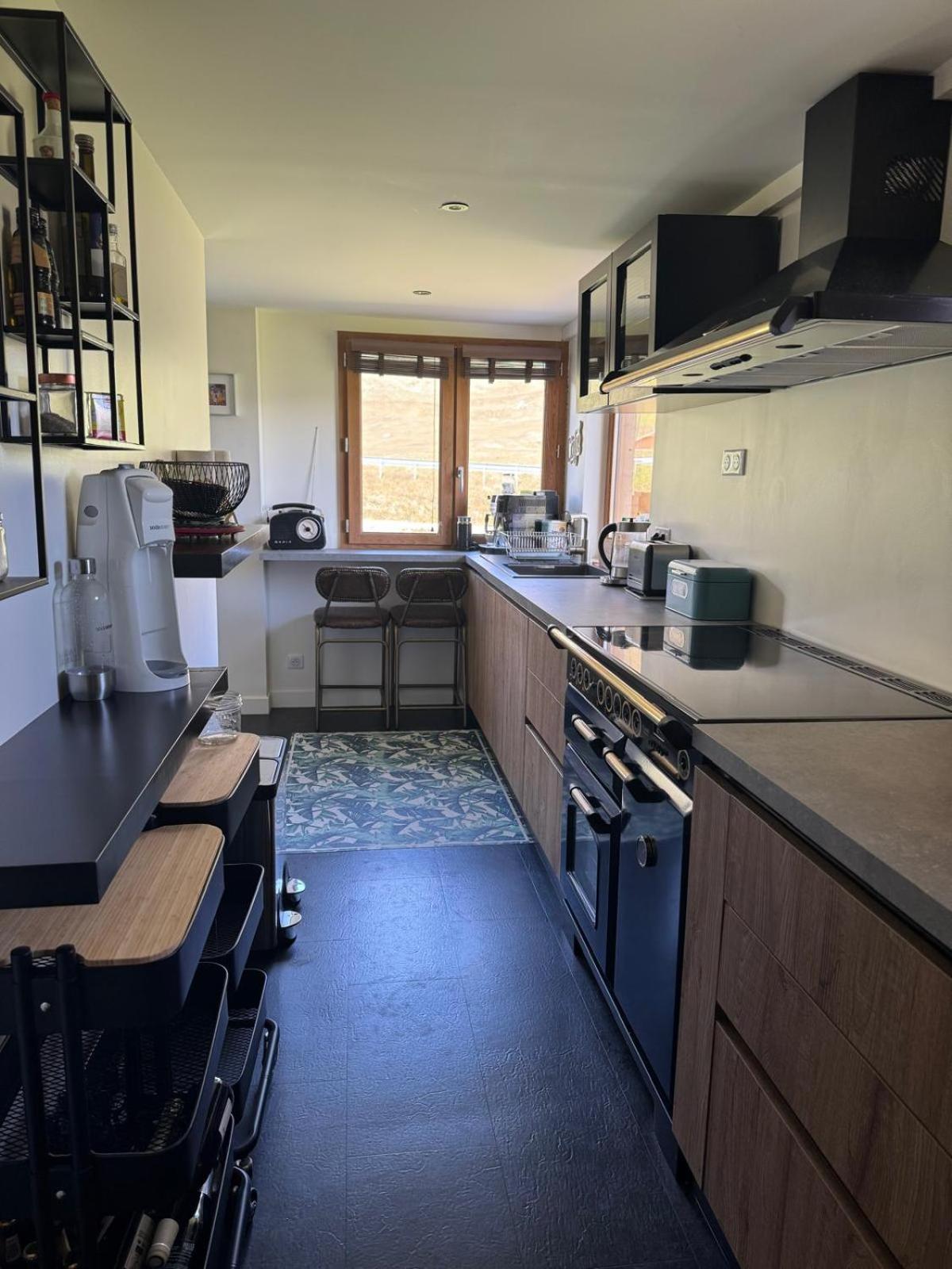 Dans Chalet aux Chartreux - T4 Duplex 100m2 traversant Vue Lac - Fibre, Golf