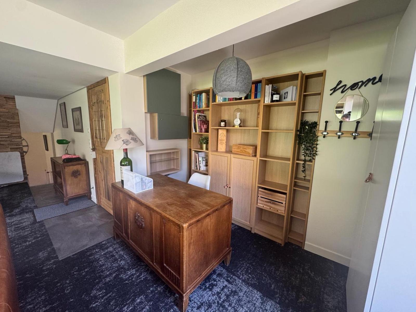 Dans Chalet aux Chartreux - T4 Duplex 100m2 traversant Vue Lac - Fibre, Golf