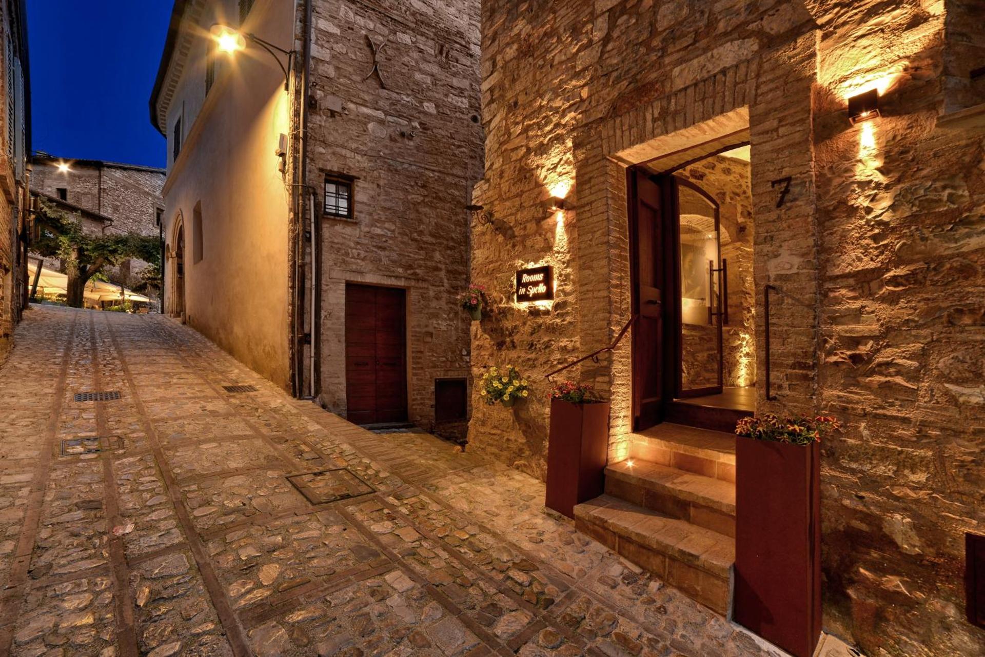 Rooms in Spello