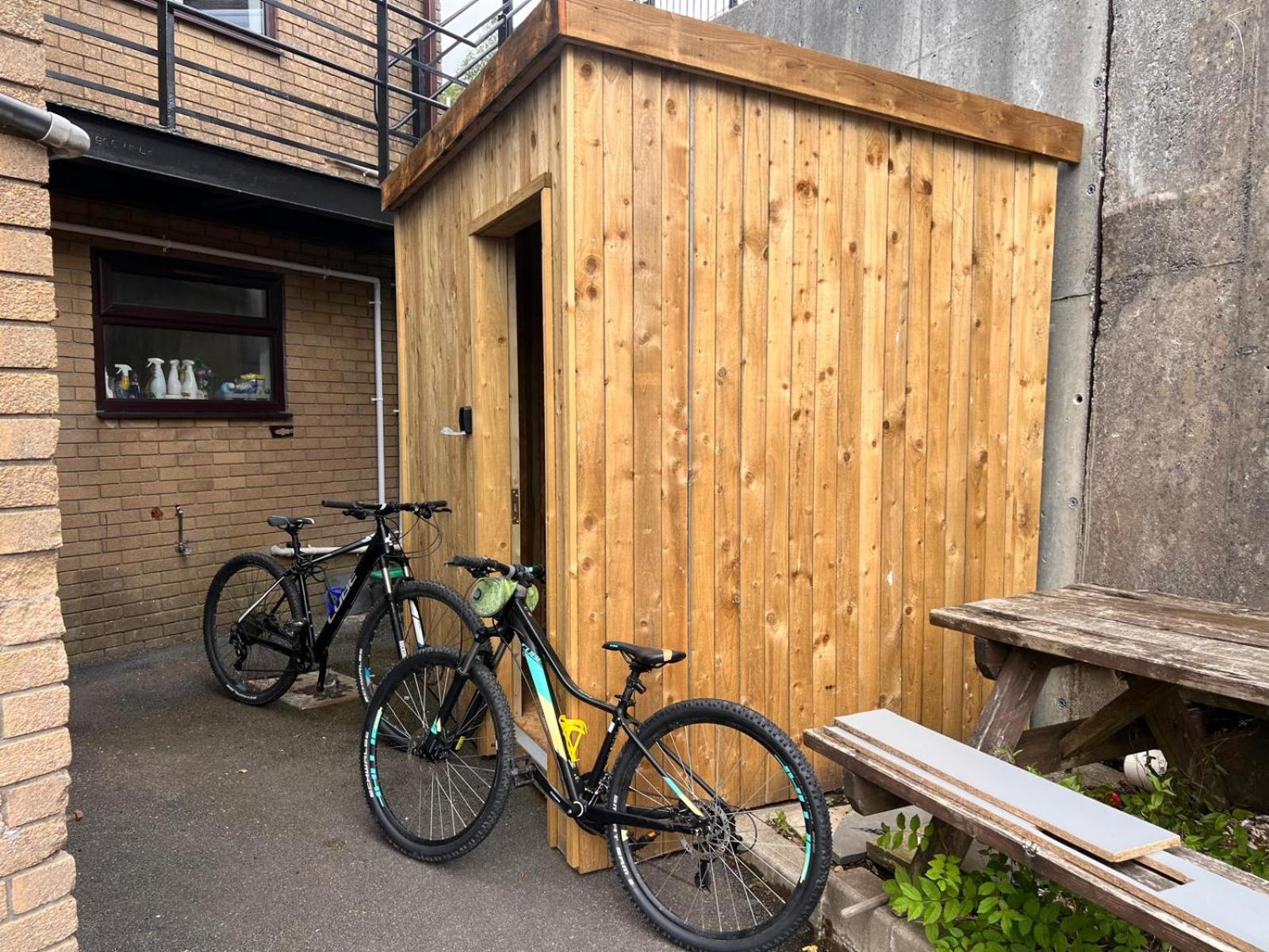 Apartment 1 The Baileys Cwm 2 Bedroom Sleeps 4