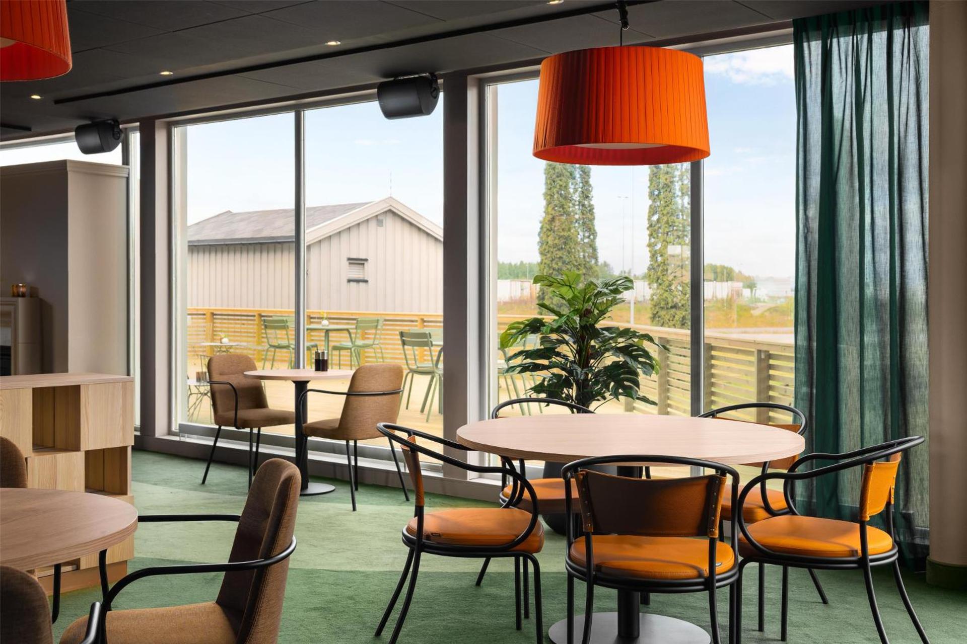 Restaurant/places to eat