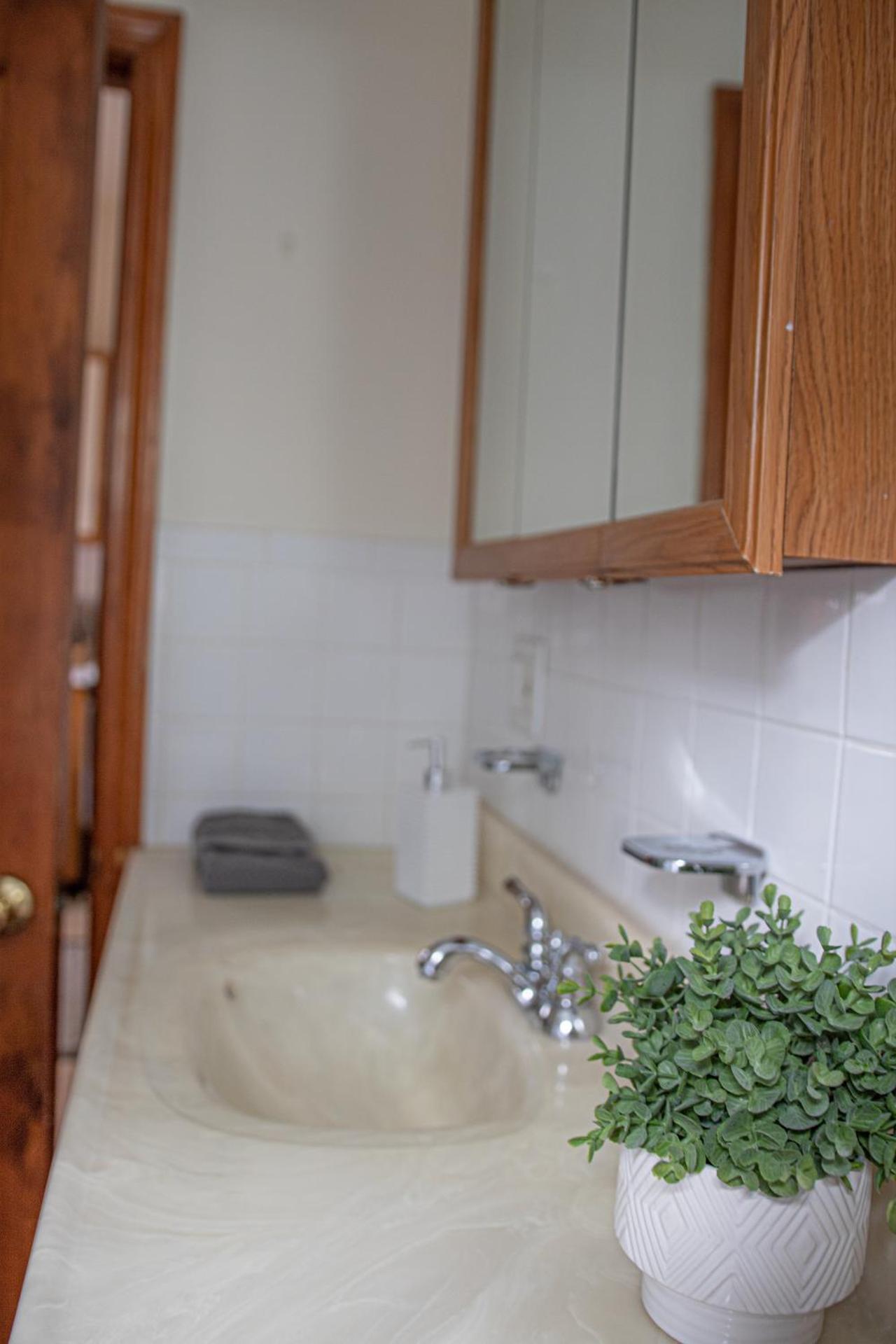 Cozy Get Away Somerville